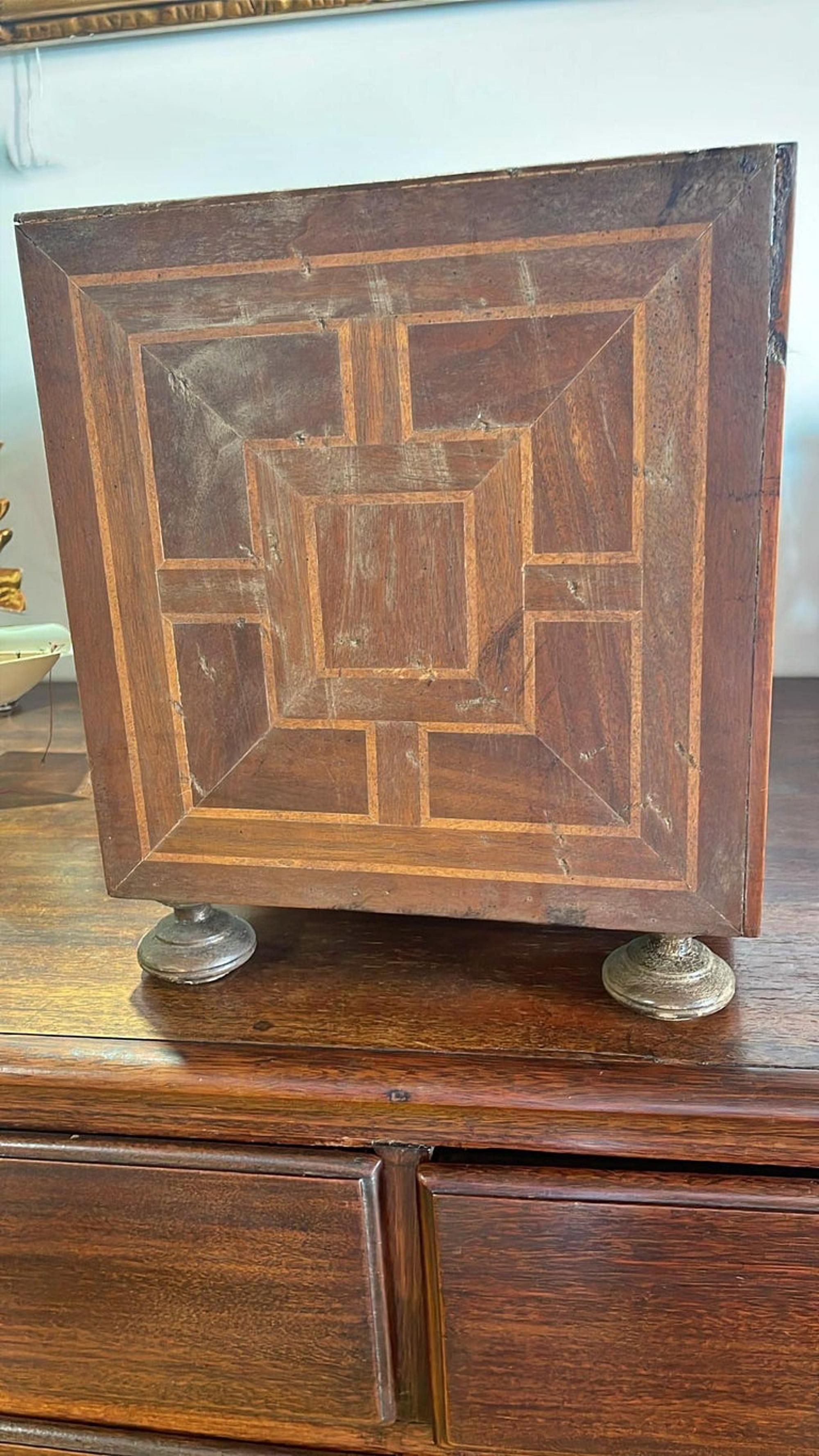 Hand-Crafted COUNTER CASH  17th Century Flemish For Sale