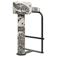 Tabouret de comptoir renard en tissu Dedar Tiger Mountain 001
