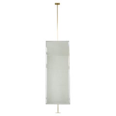 Miroir biseauté rectangulaire Quadris, du comptoir au plafond, cadre en laiton