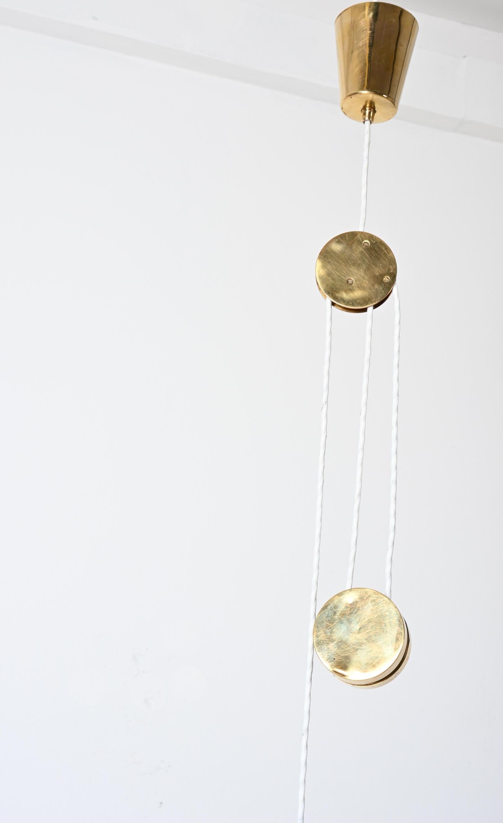 Ottone Lampada a sospensione regolabile a contrappeso 