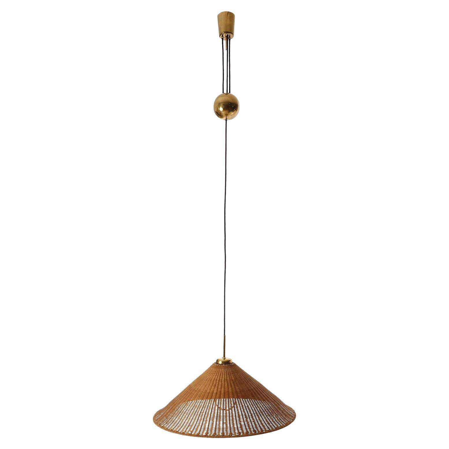 Lampada a sospensione a contrappeso di J&T. Kalmar, Josef Frank, Vimini in ottone, anni '50 In condizioni buone in vendita a Hausmannstätten, AT
