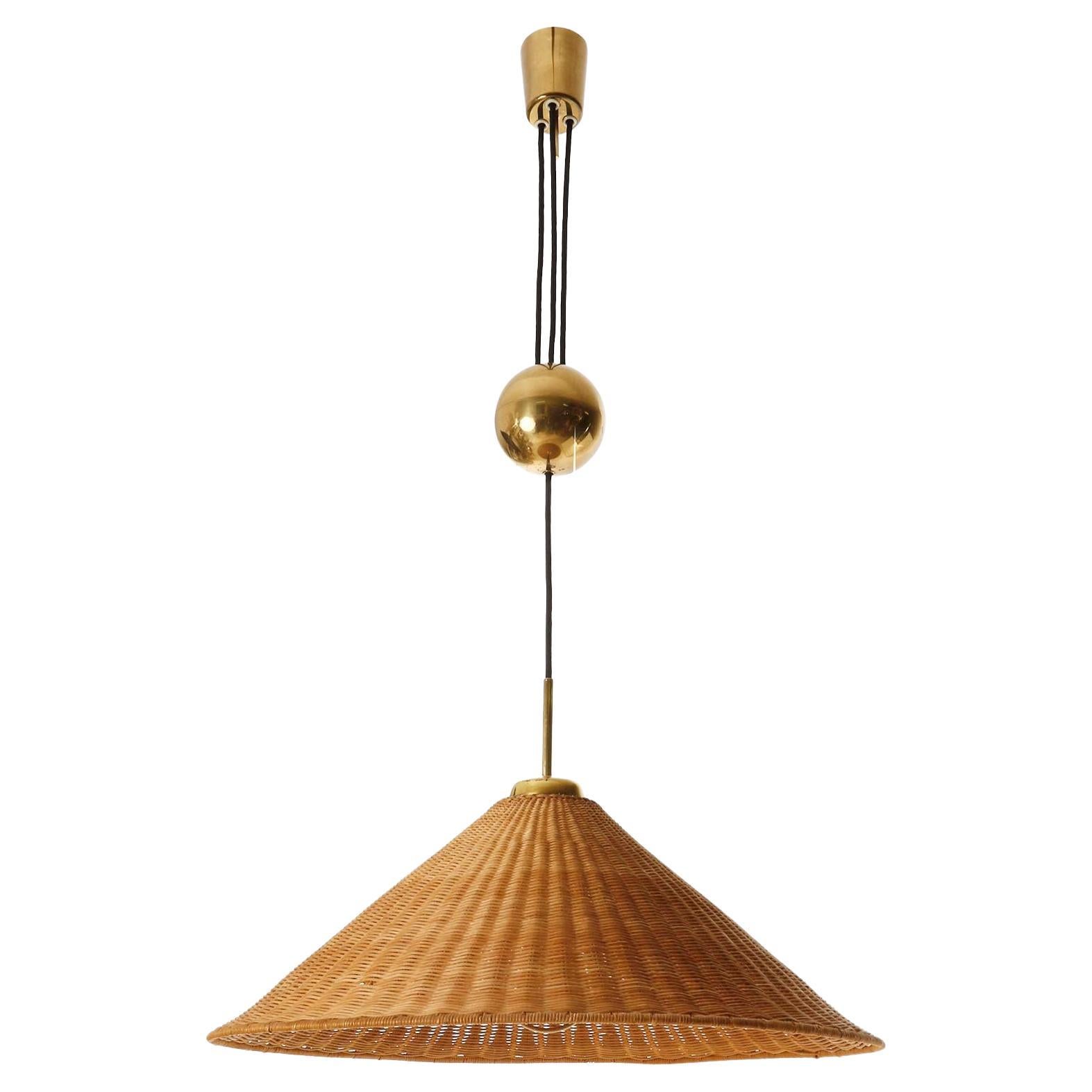 Lampada a sospensione a contrappeso di J&T. Kalmar, Josef Frank, Vimini in ottone, anni '50 in vendita 1