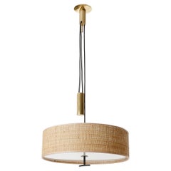 Lampada a sospensione a contrappeso J.T. Kalmar, ottone, vimini, plexiglass, metallo, anni '60