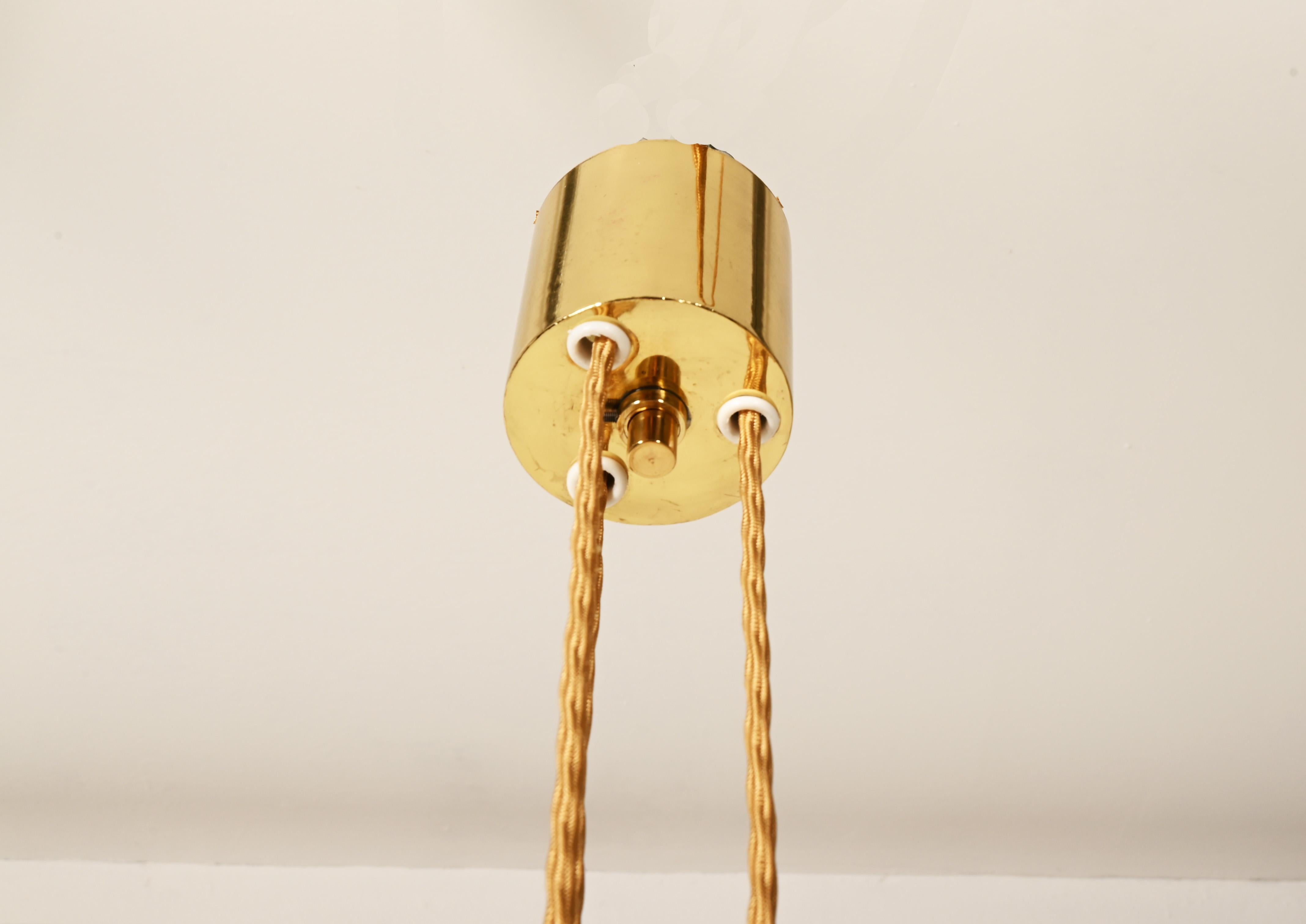 Counterweight Silk Pendant Light Attributed to Josef Frank In Good Condition In Vienna, AT