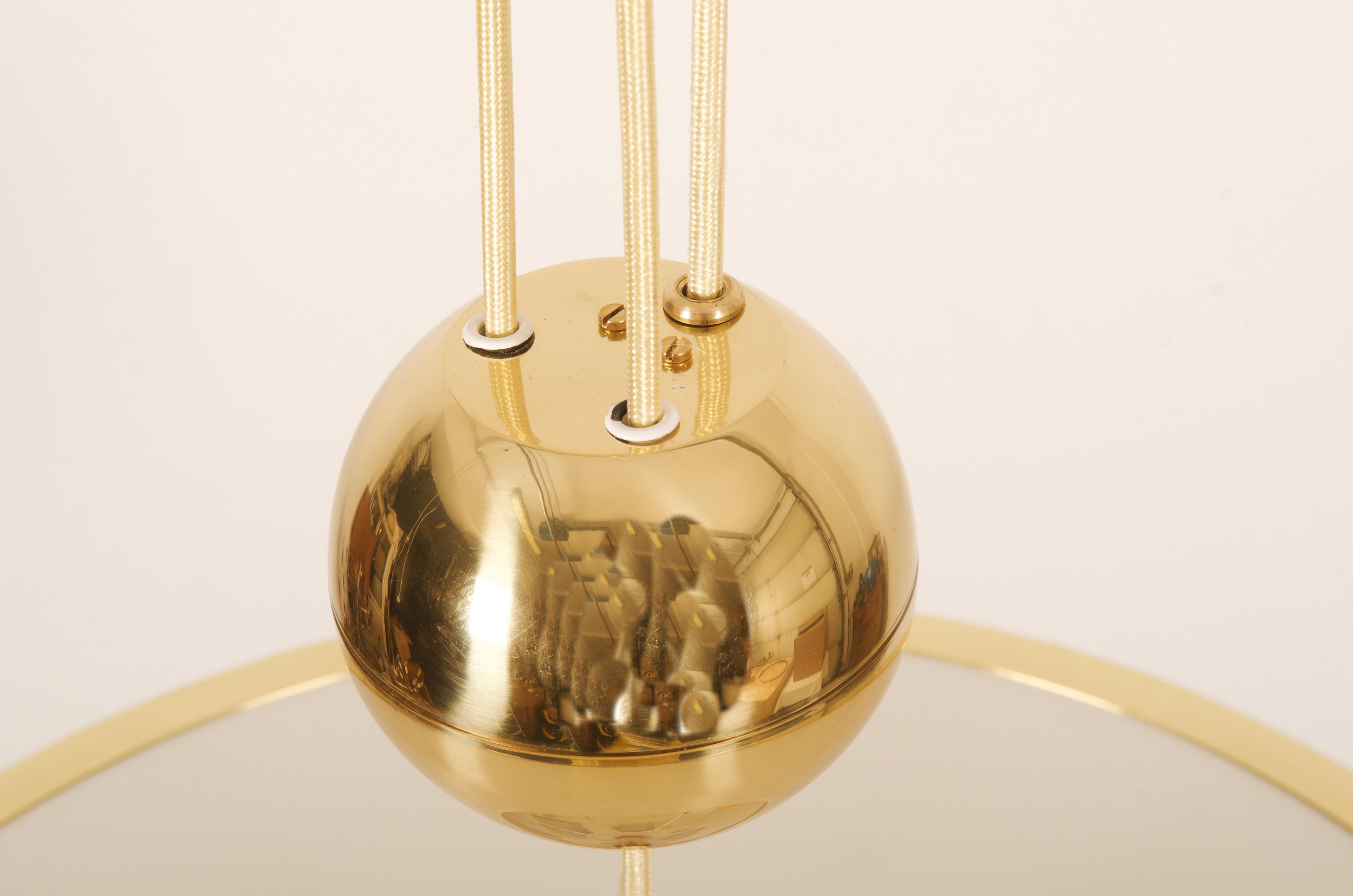 Gegengewichtige seiden-pendelleuchte von J.T. Kalmar entworfen von Adolf Loos im Zustand „Gut“ in Vienna, AT