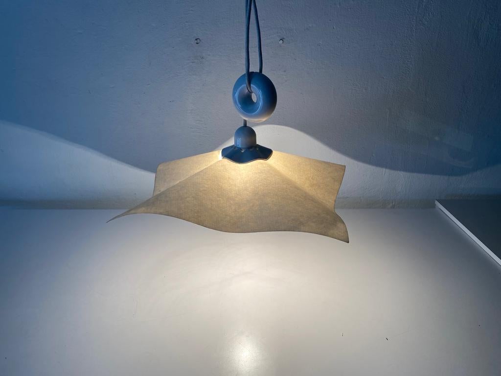 Counterweight Suspension Lamp by Mario Bellini for Artemide, 1970s, Italy In Good Condition In Hagenbach, DE