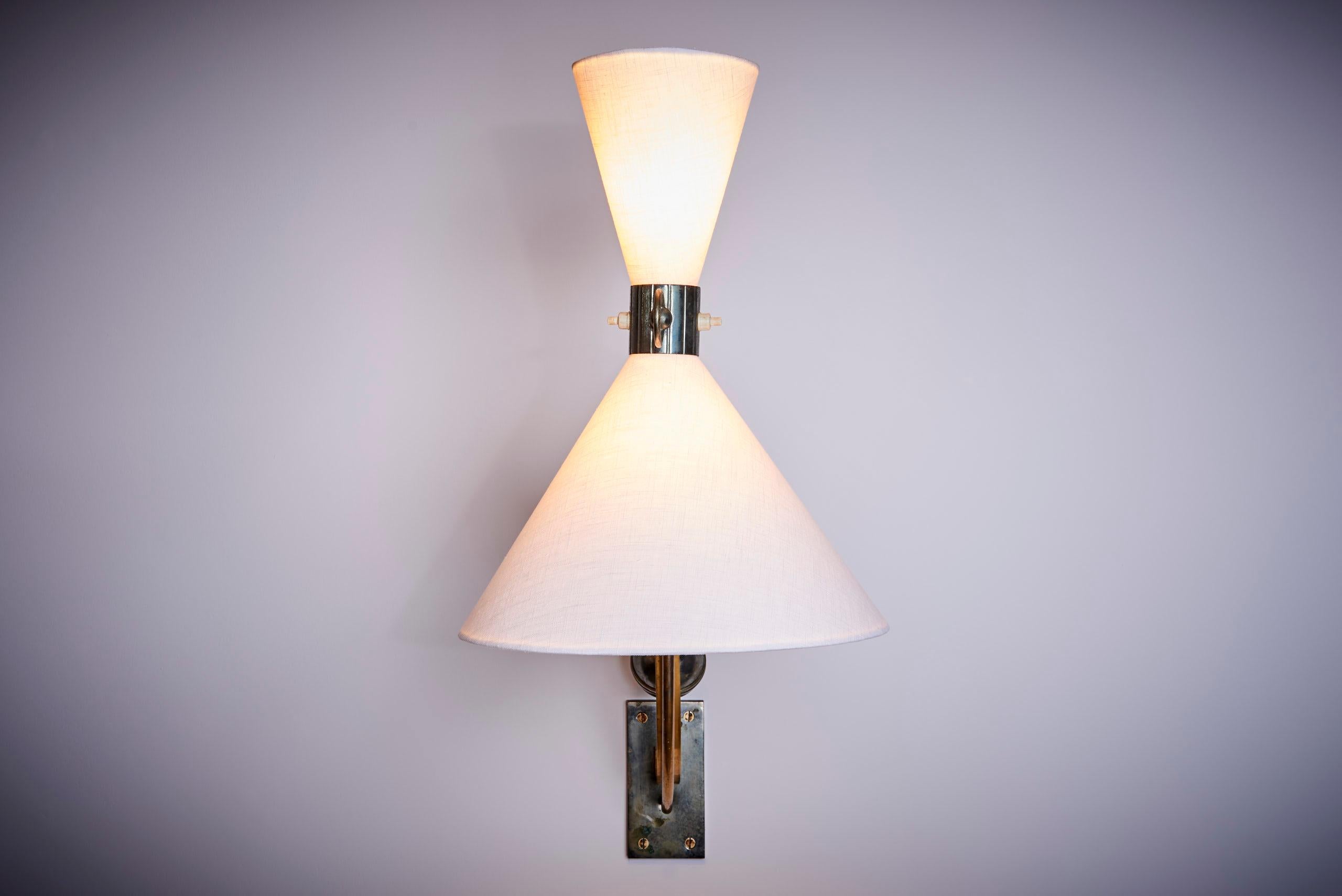 Counterweight Wall Lamp with adjustable height, 1950s - France For Sale 1