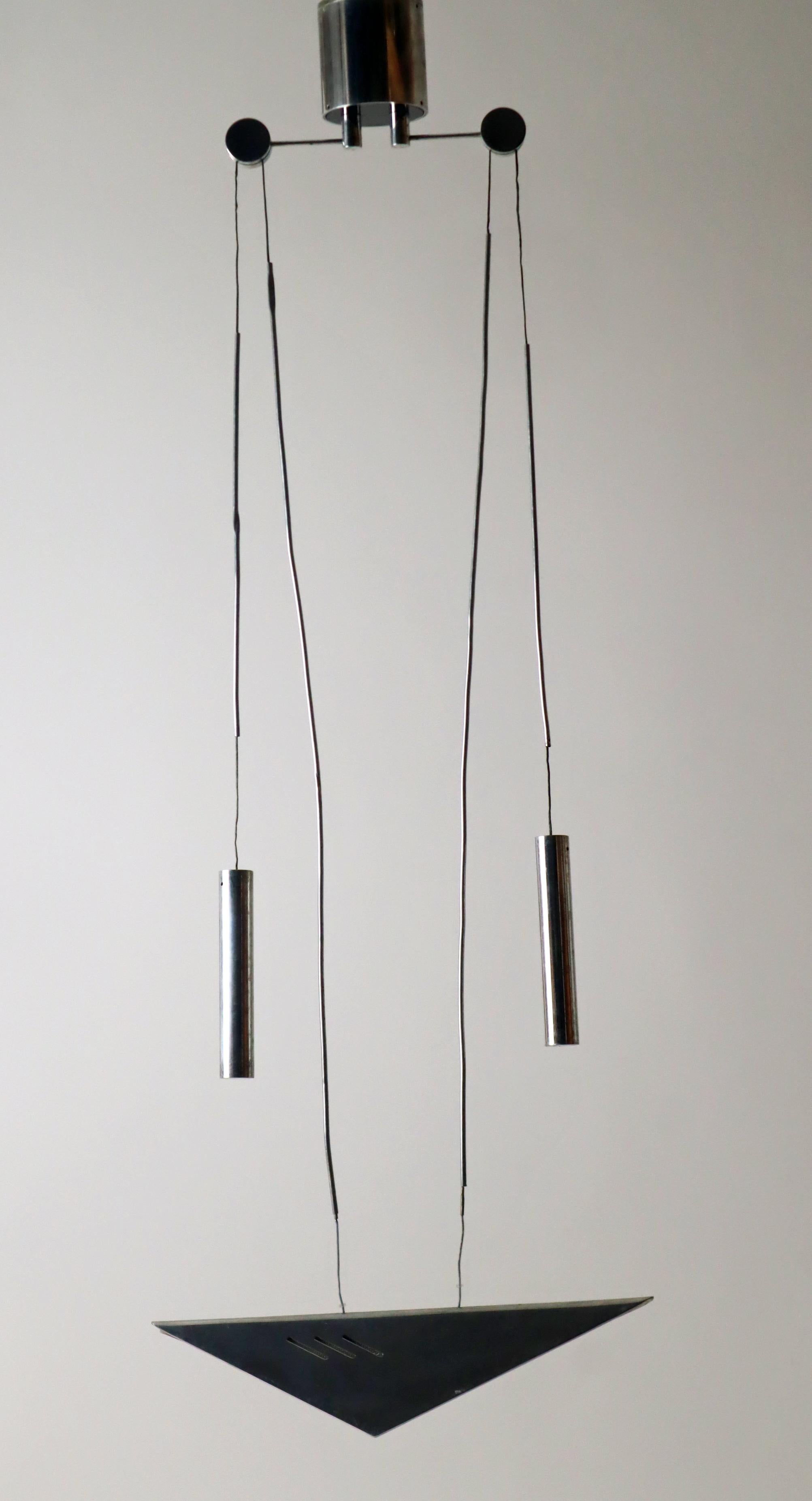 Counterweihgt Pendant made of Aluminium from the 1980s For Sale 10