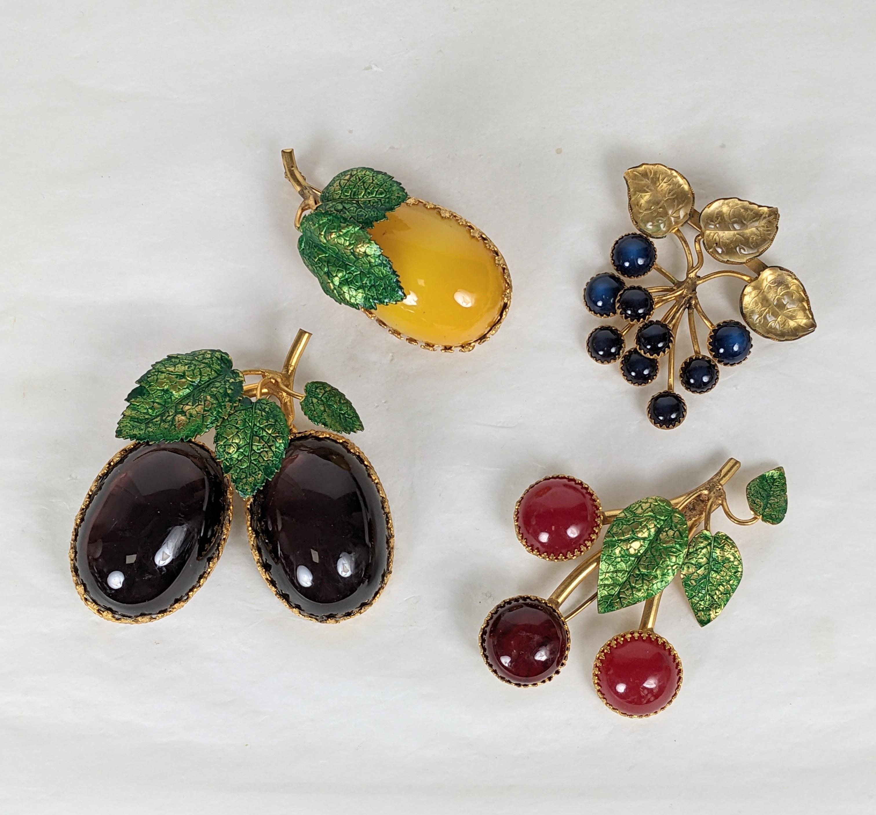  Countess Cis Berry Brooch For Sale 2