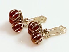 Couture CisZoltowska SignatureCrackleGlass FingerlikeProngSet Red Ball Earrings