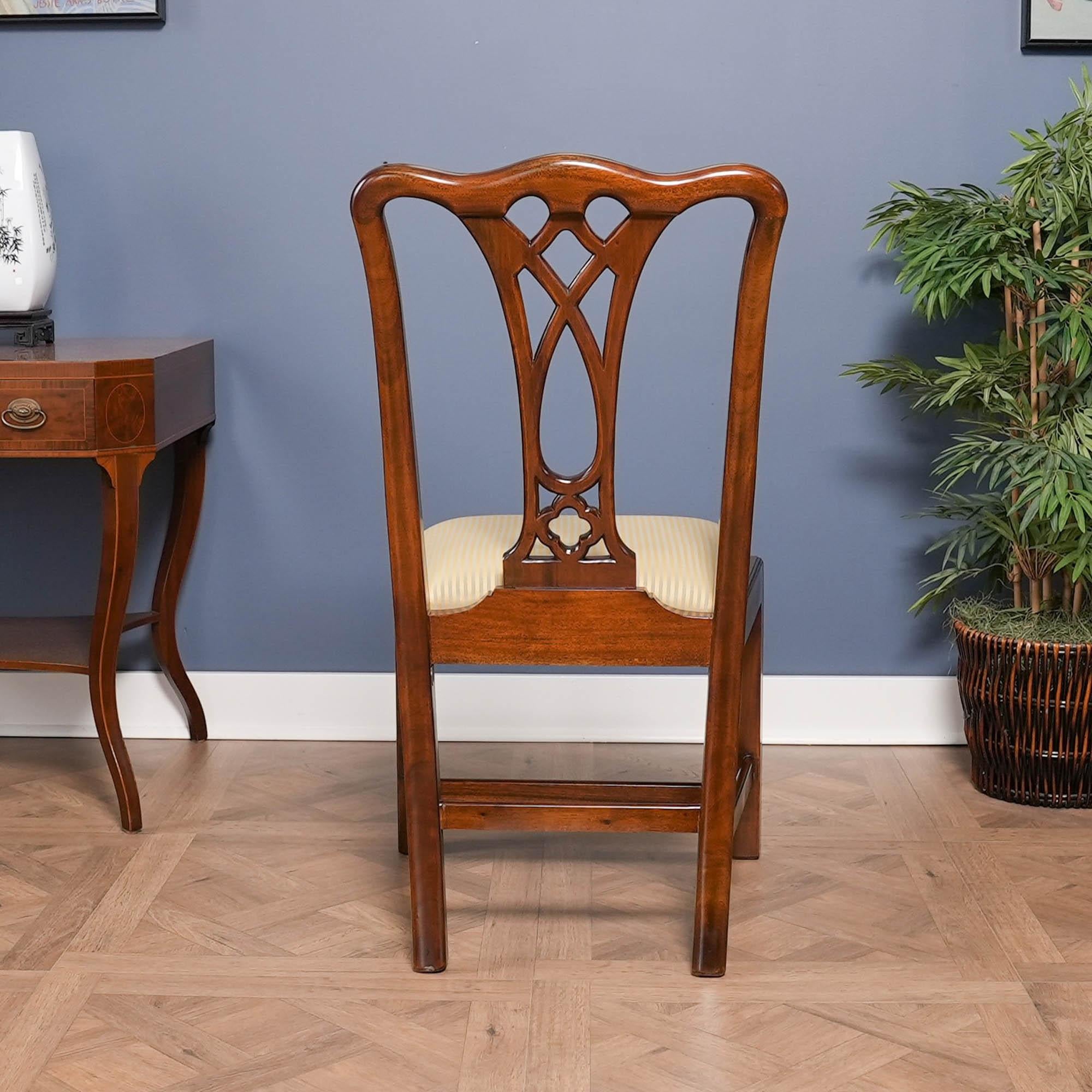 Chaises Chippendale de campagne, ensemble de 10 pièces en vente 10