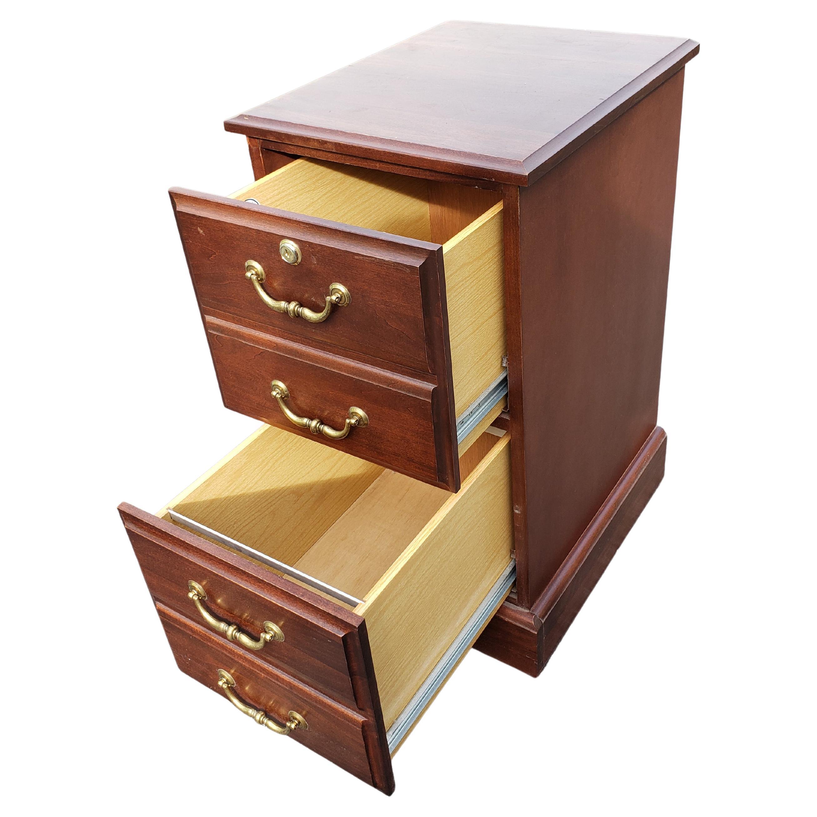 20th Century Country Craft Mahogany Chippendale Style 2-Drawer Locking Filing Cabinet