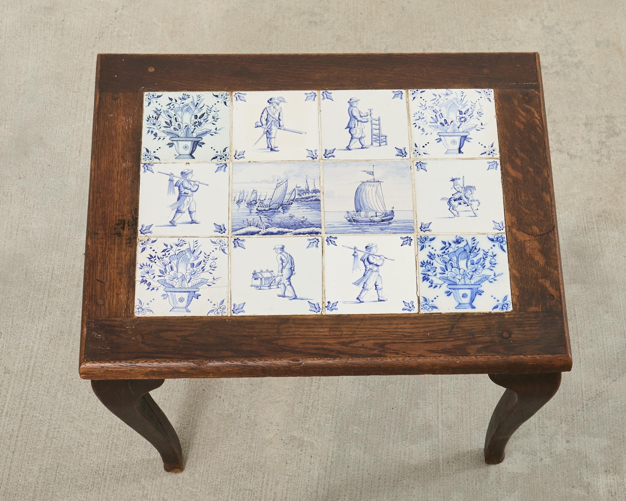 Country English Delft Blue and White Tile Top Drinks Table (Englisch) im Angebot