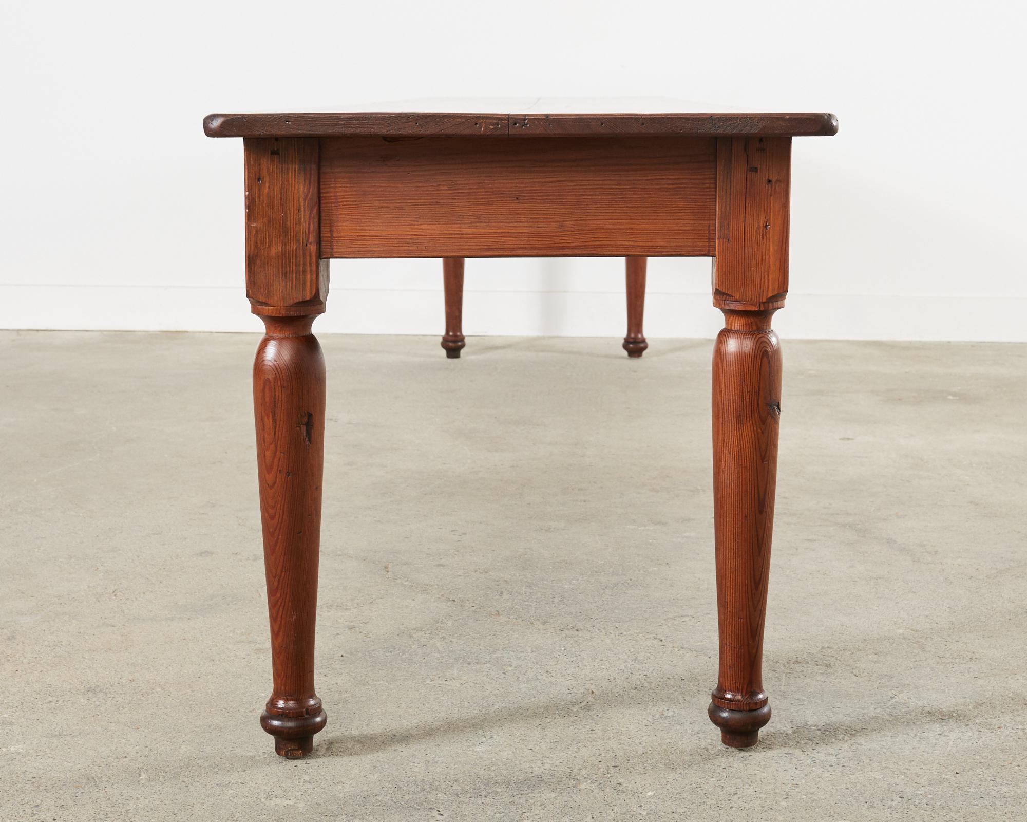 Mesa de comedor Country English Fruitwood Farmhouse Harvest siglo XX en venta