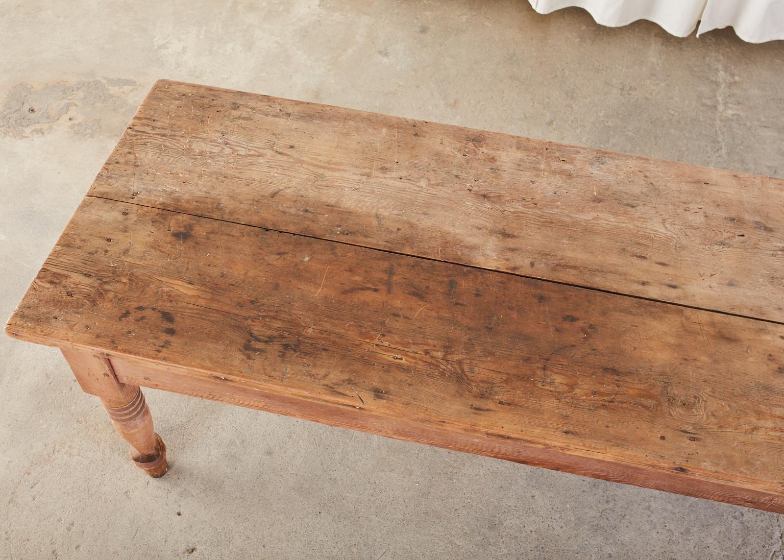 Country English Provincial Pine Farmhouse Harvest Dining Table In Distressed Condition In Rio Vista, CA