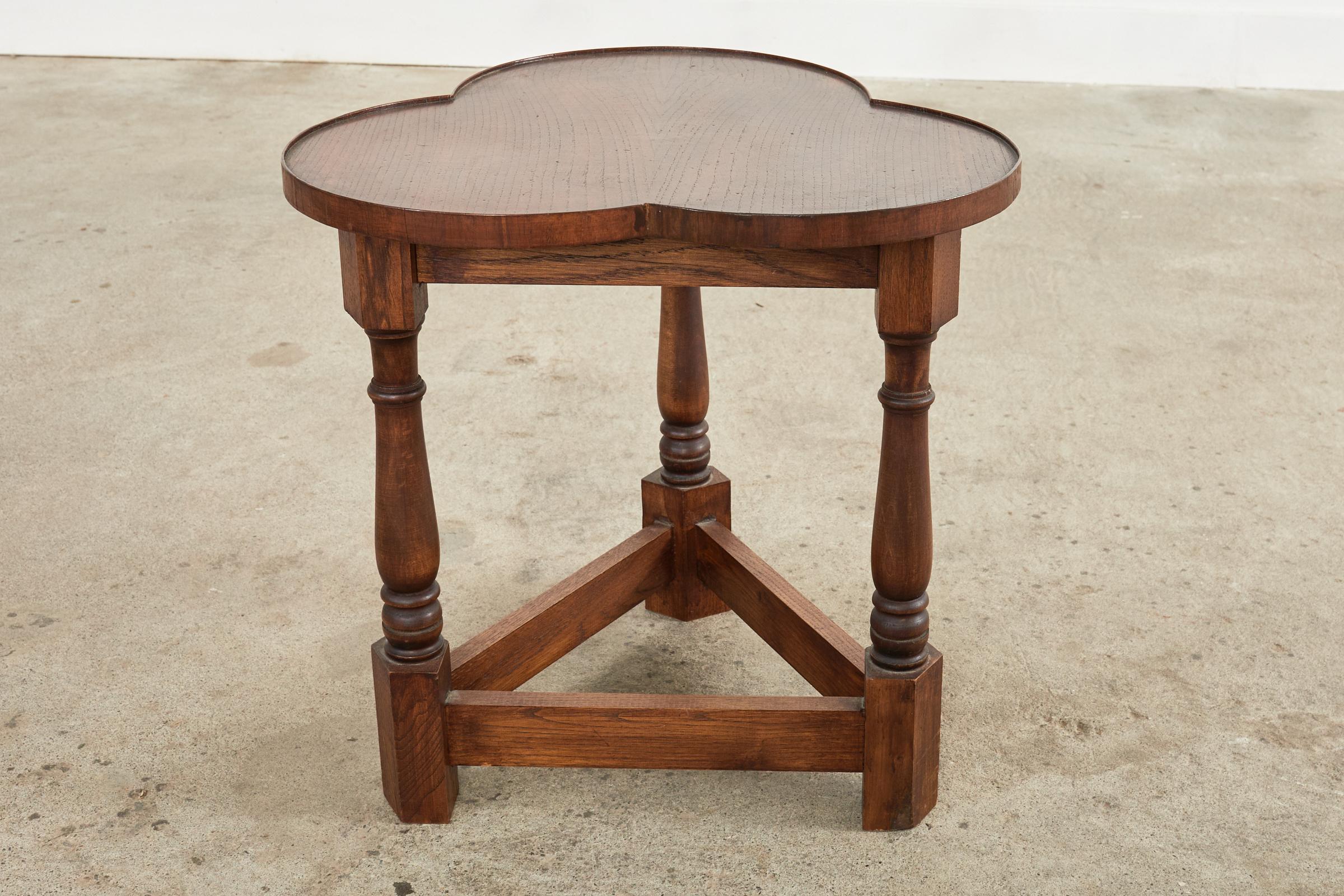 Country English Style Oak Clover Shaped Cricket Table For Sale 7
