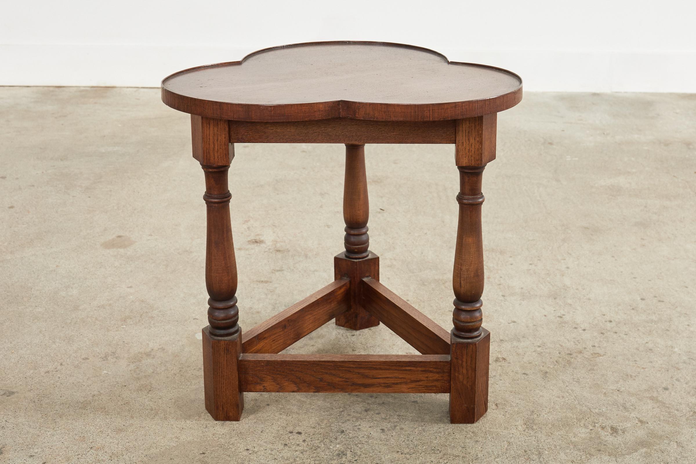 Country English Style Oak Clover Shaped Cricket Table For Sale 4