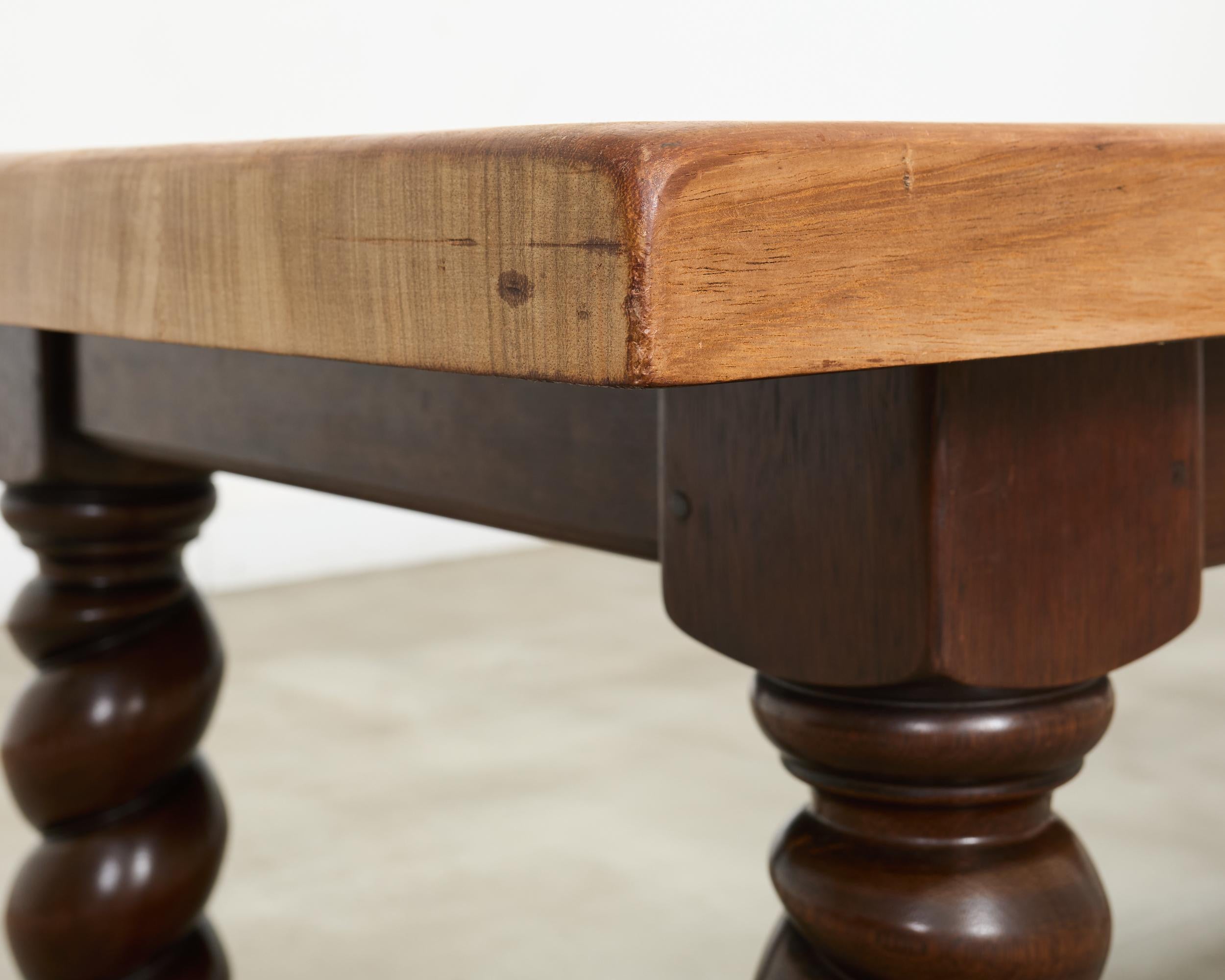 Country English Walnut Farmhouse Barley Twist Dining Table en vente 10
