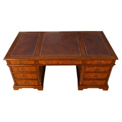 Country Estate Partners Desk