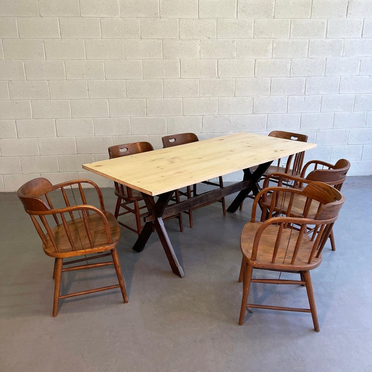 Country Farm Trestle Dining Table In New Condition For Sale In Brooklyn, NY