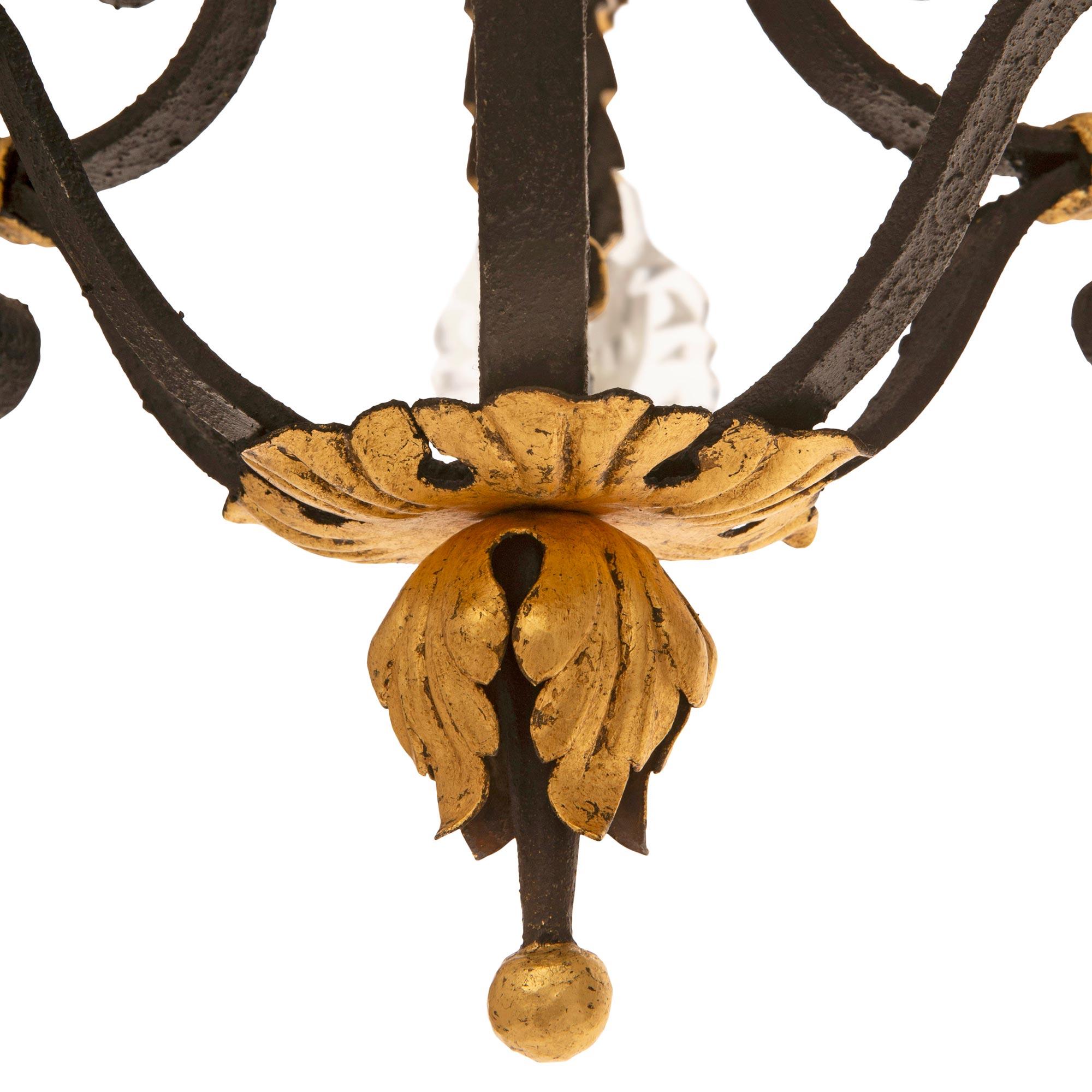 Country French 19th Century Louis XV St. Crystal and Wrought Iron Chandelier For Sale 2