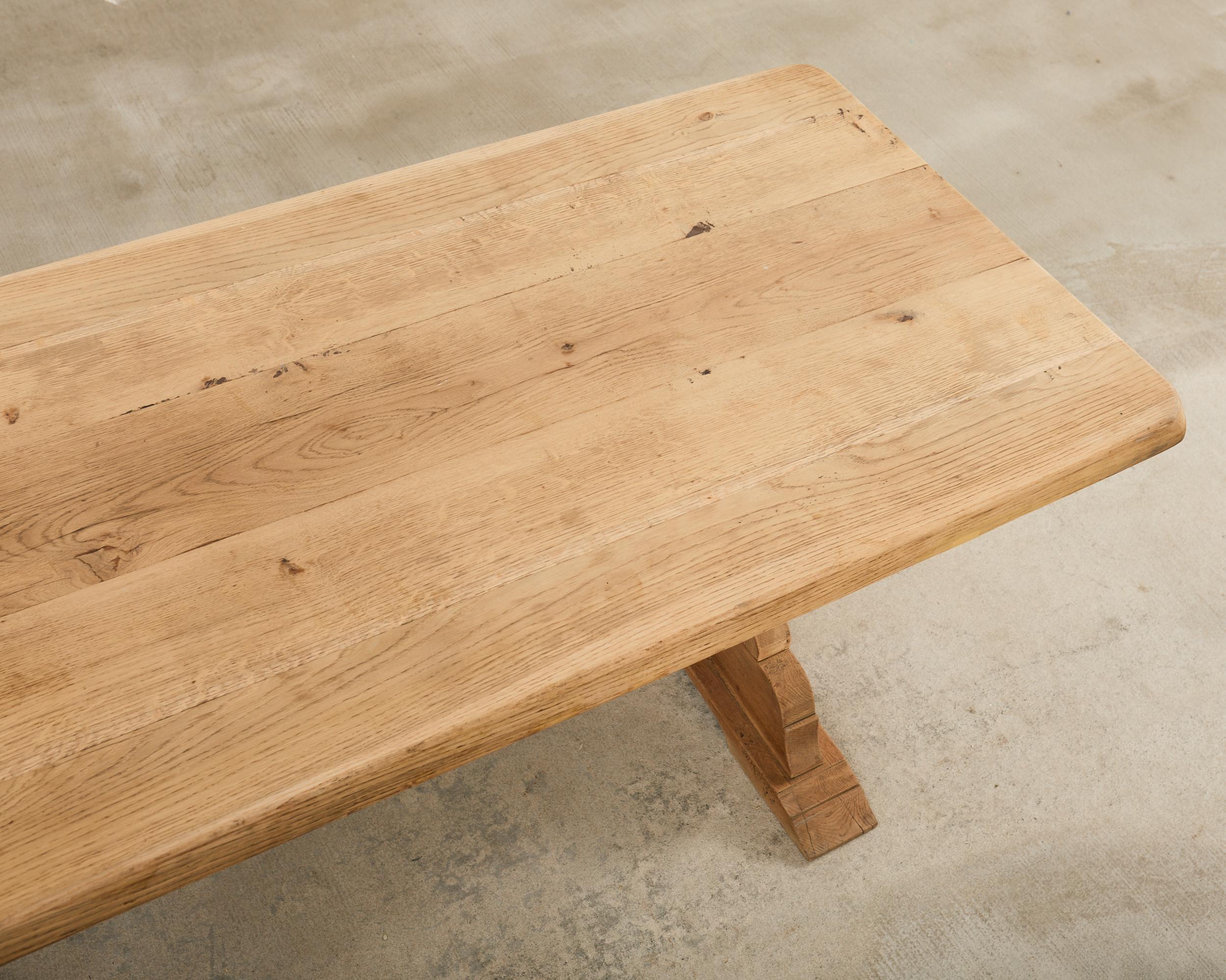 Mesa de comedor Country French Bleached Oak Farmhouse 6.5 Ft siglo XX en venta