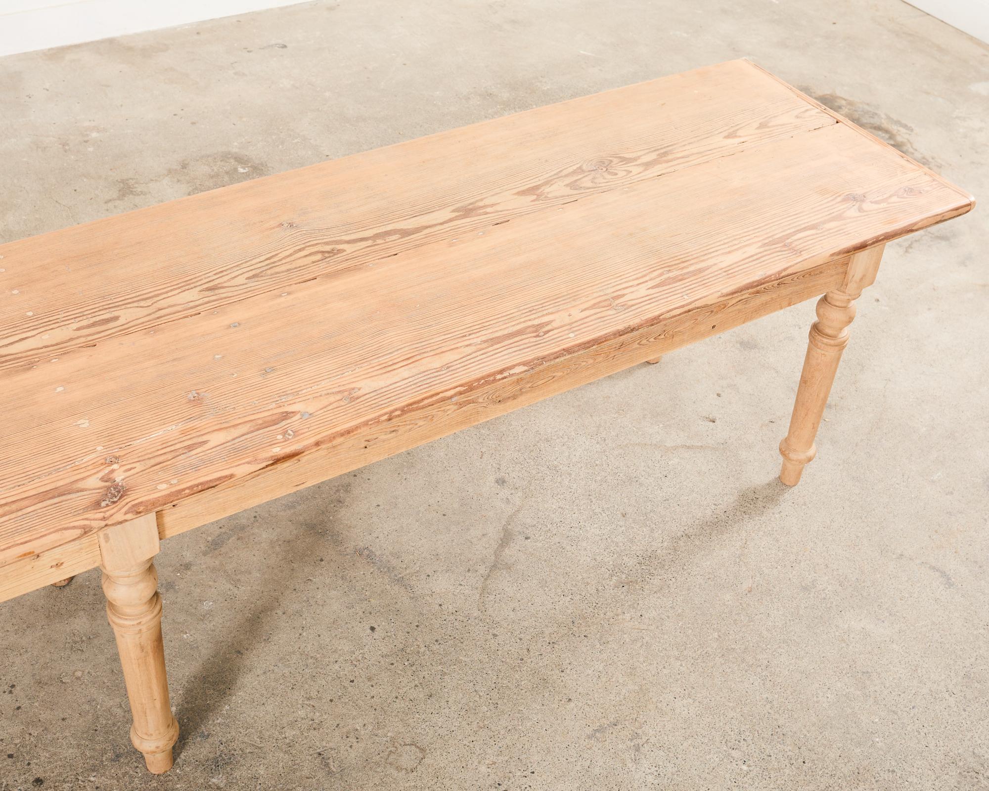 Country French Bleached Oak Pine Farmhouse Harvest Dining Table In Good Condition In Rio Vista, CA