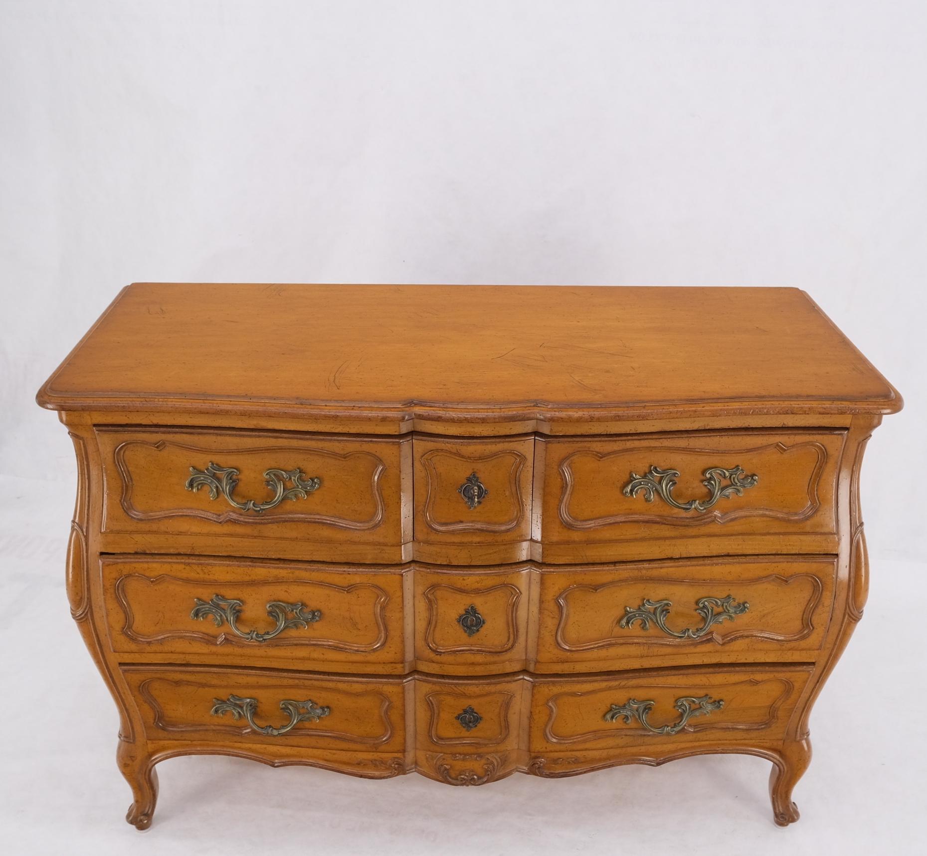 Country French Bombay Shape Massive Solid Wood Three Drawers Dresser Chest  For Sale 4