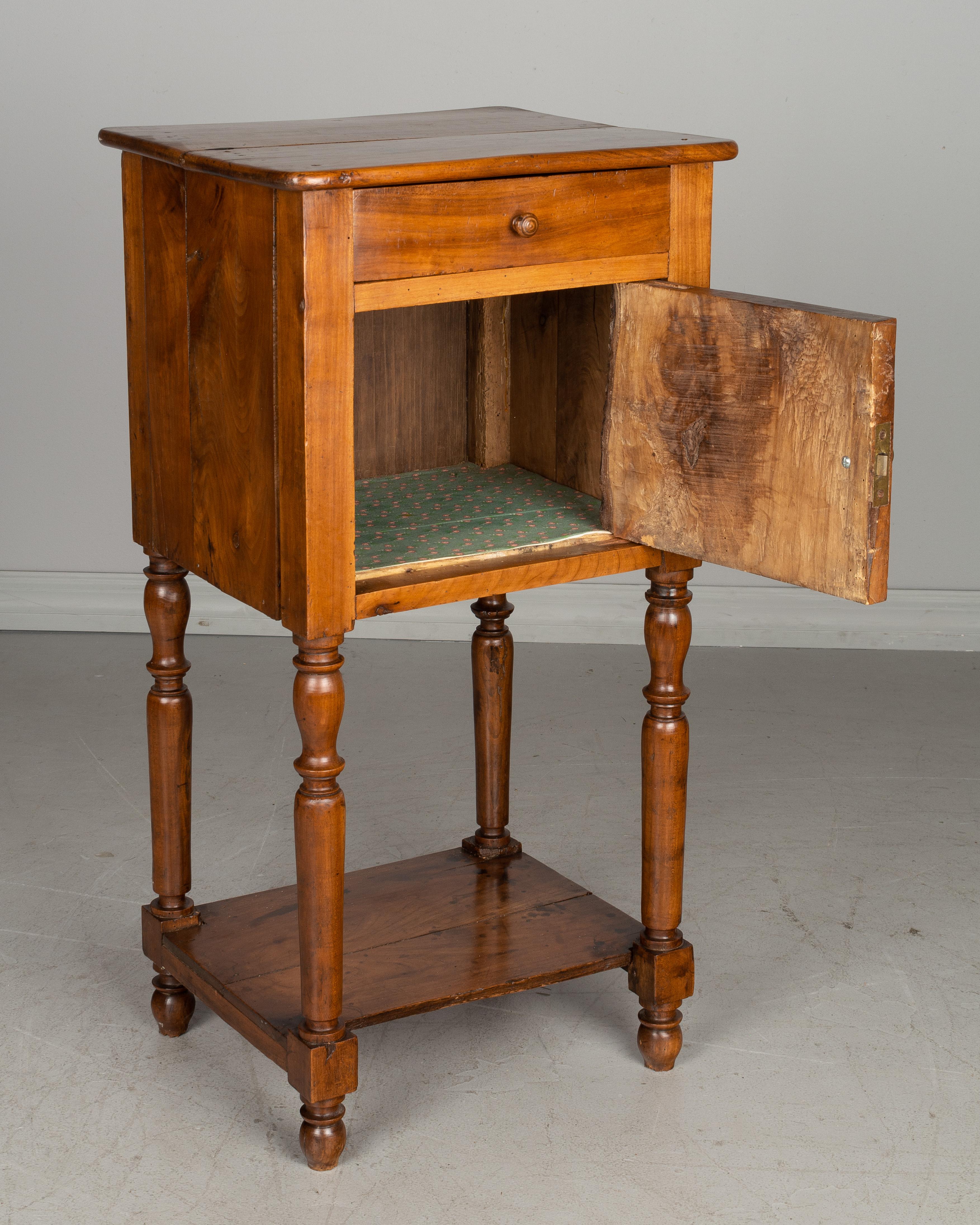 Country French Cherry Side Table or Nightstand In Good Condition In Winter Park, FL