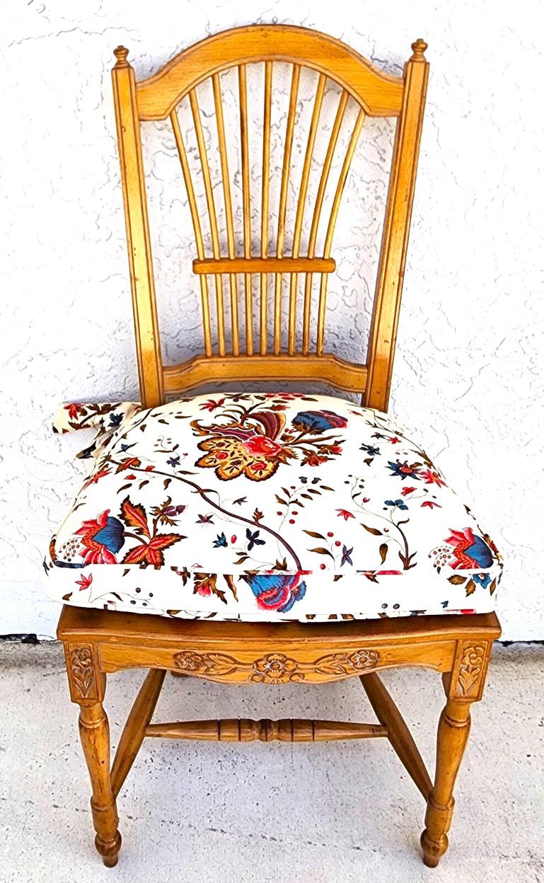 Country French Dining Chairs Wheatback Cane Seat by Mantovanelli, Italy In Good Condition In Lake Worth, FL