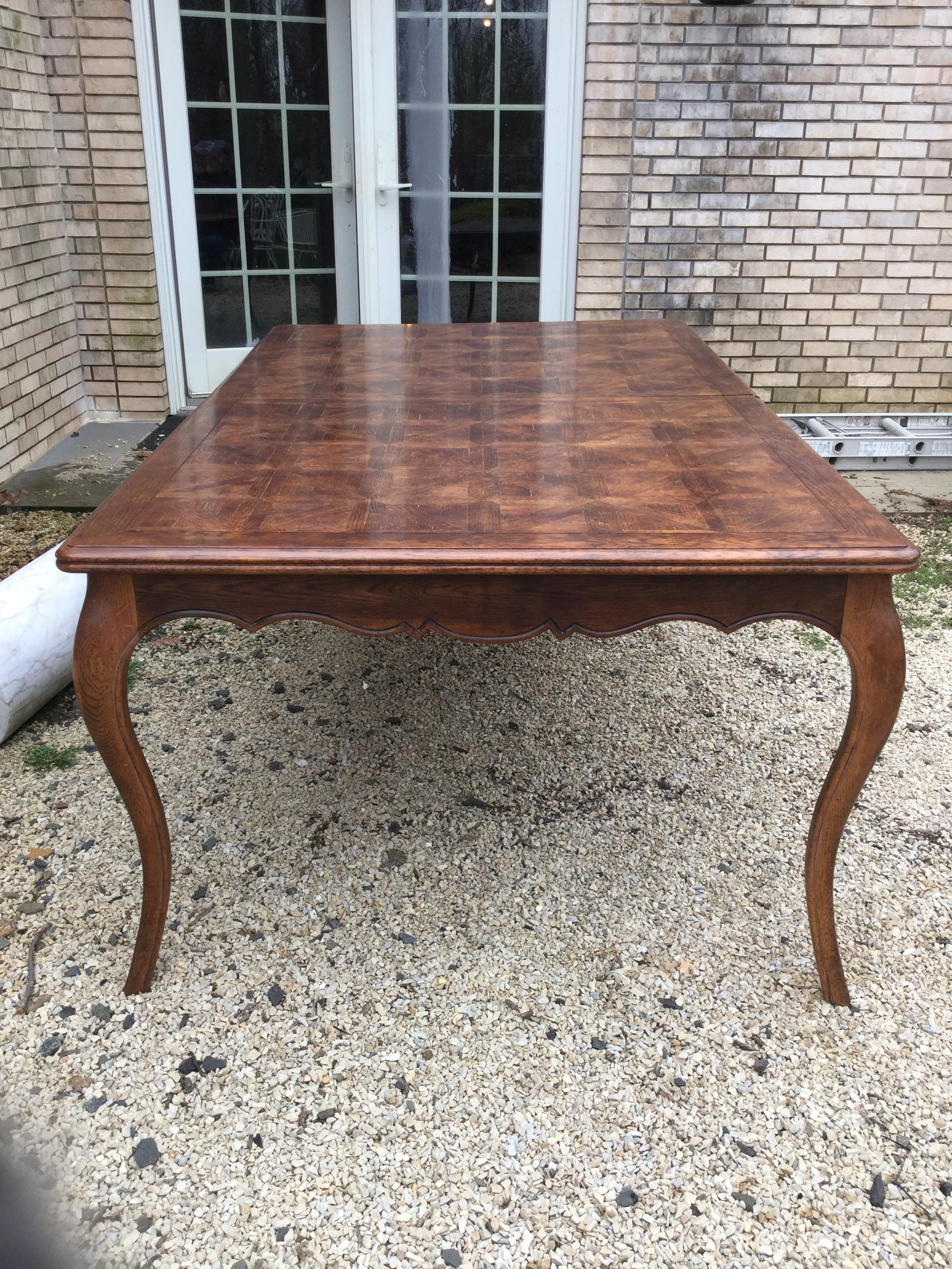 Country French Dining Table with Parquet Top In Good Condition For Sale In Livingston, NJ