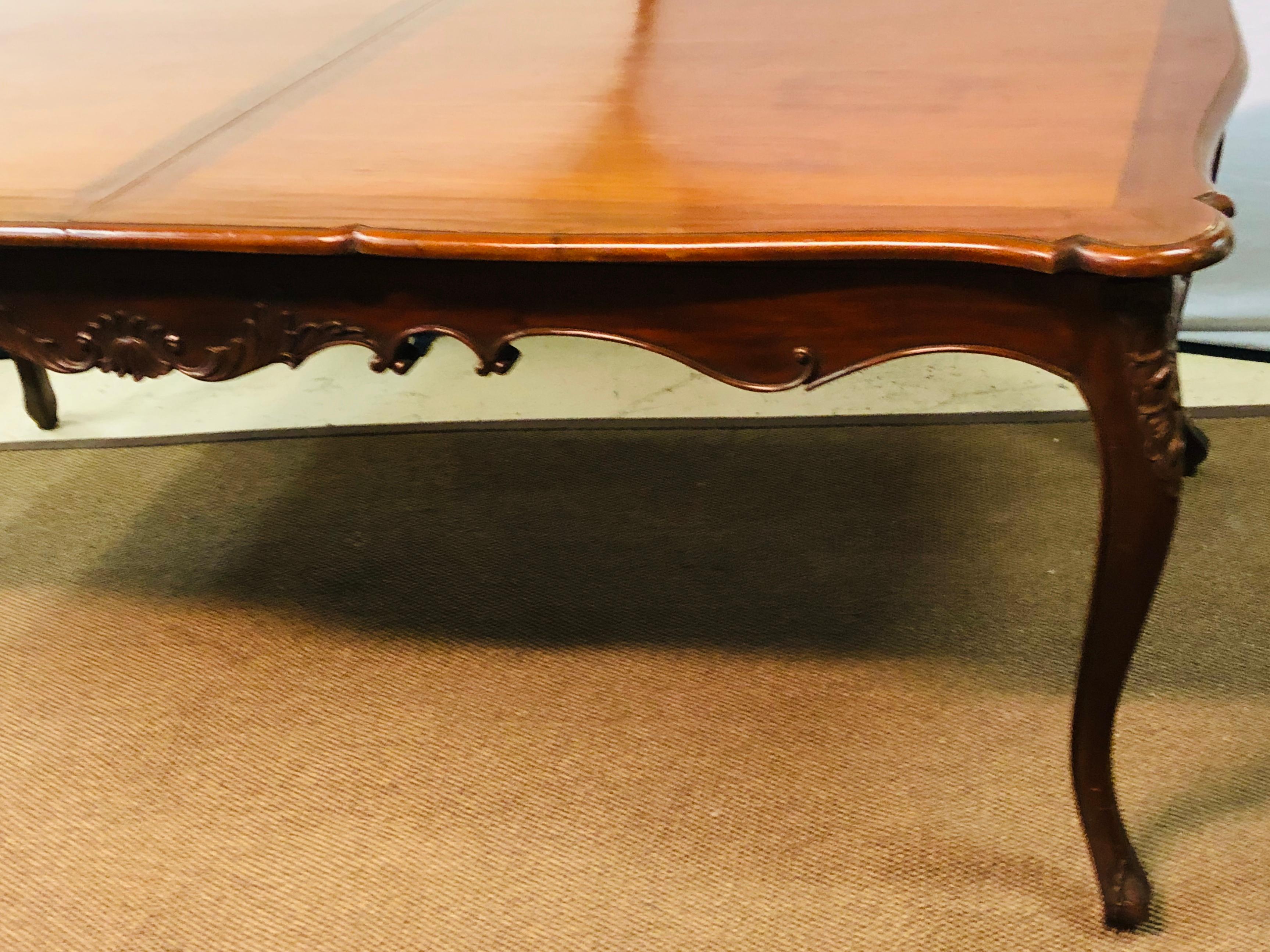 Country French Extension Table Hand Carved In Good Condition In Stamford, CT