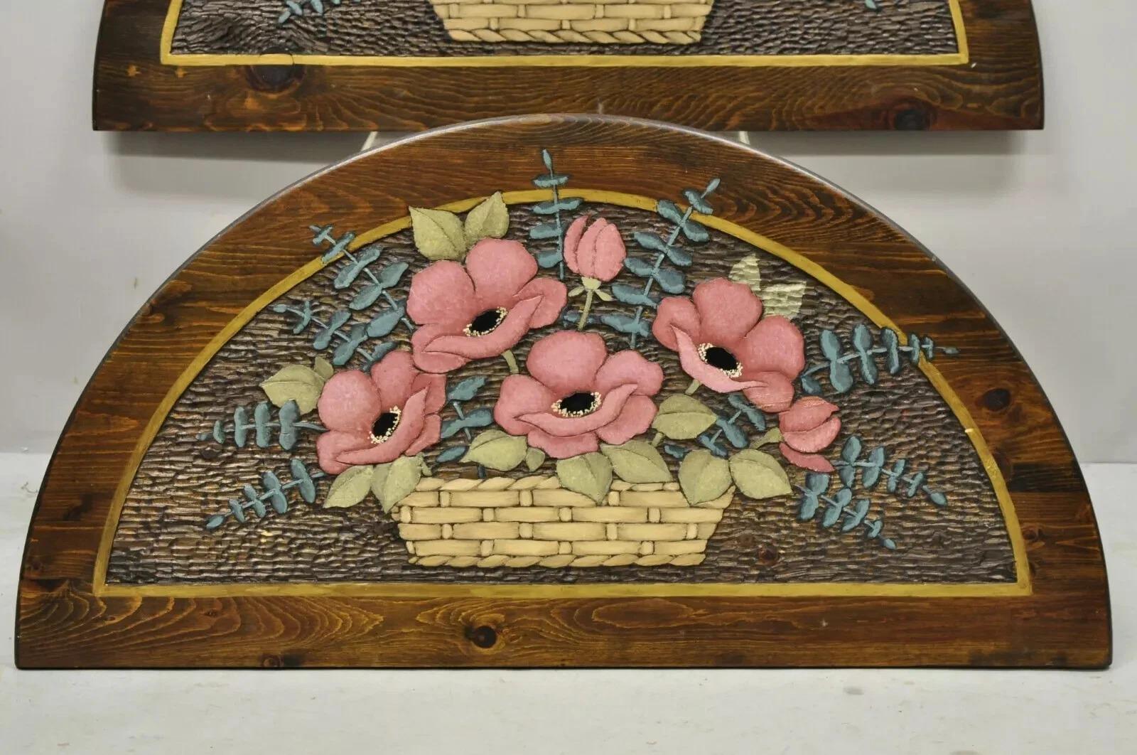 Panneau d'art mural en pin sculpté Bouquet de fleurs - une paire en vente 5