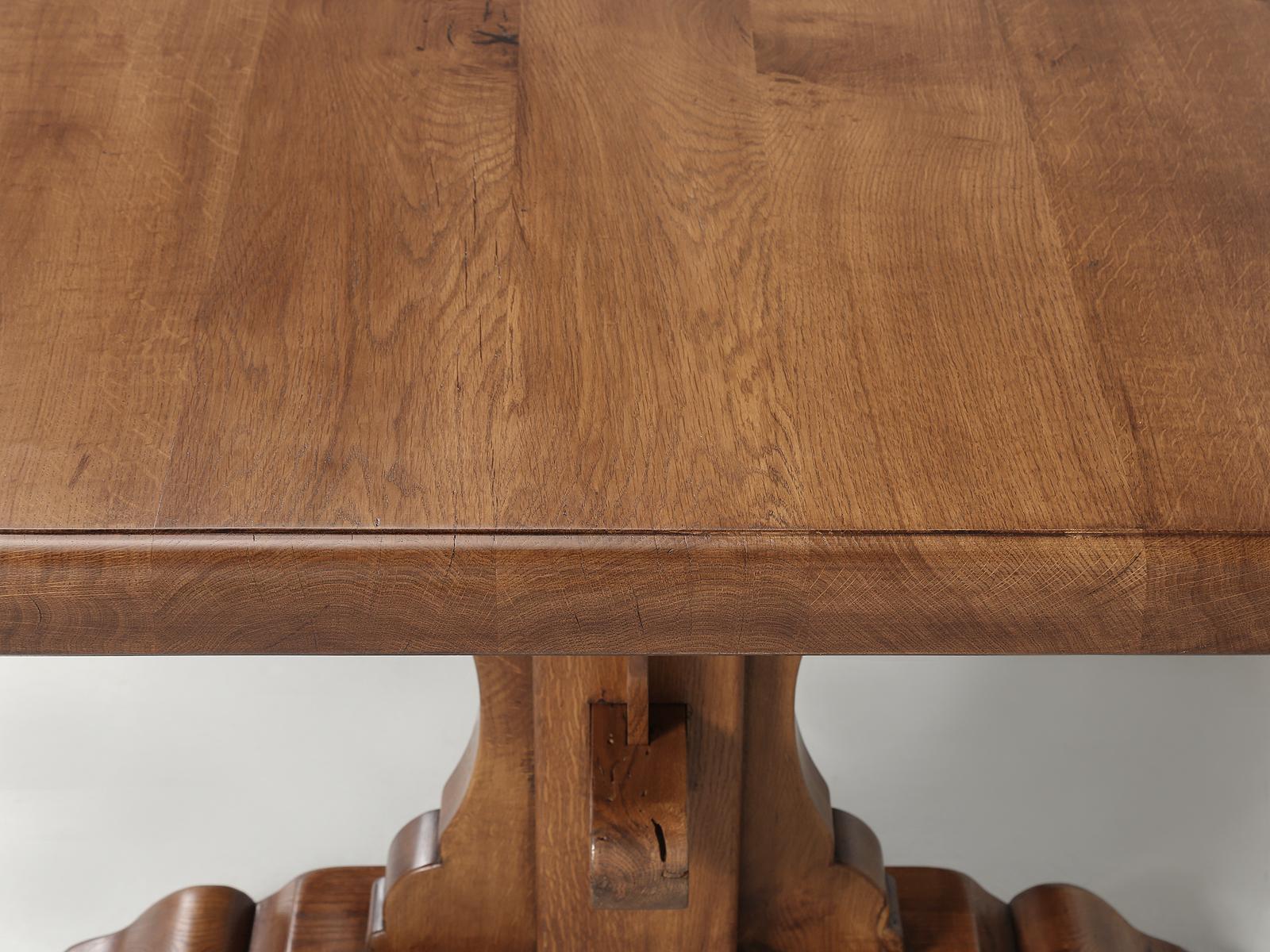 Fatto a mano Tavolo da pranzo a cavalletto in stile rustico francese, in Oak Oak recuperato, disponibile in qualsiasi dimensione in vendita