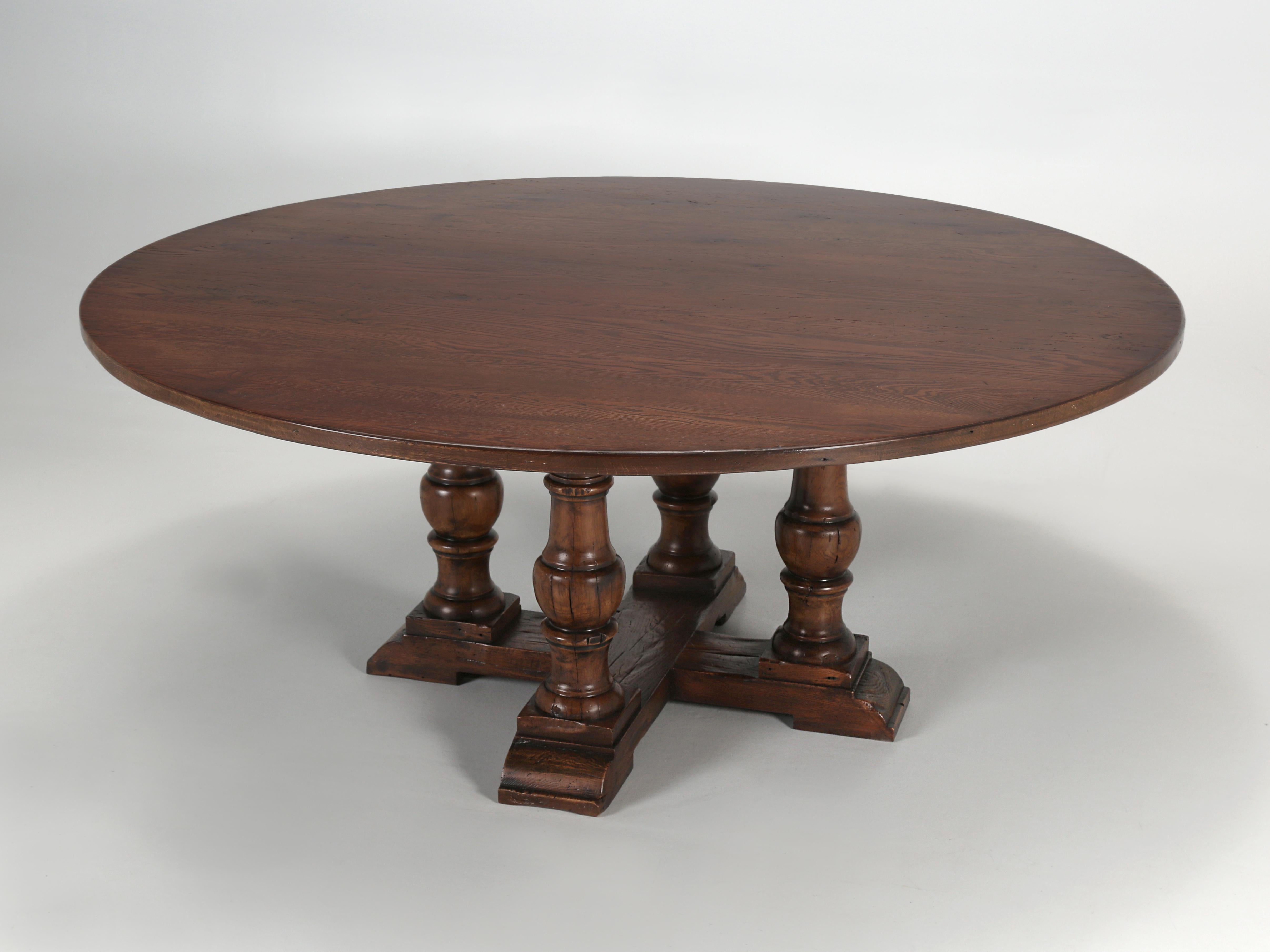 Une autre table de salle à manger ou de cuisine qui fait partie de la collection Old Plank de meubles sur mesure. Depuis plus de 30 ans, Old Plank fabrique discrètement des meubles sur mesure pour les designers d'intérieur du monde entier. Notre