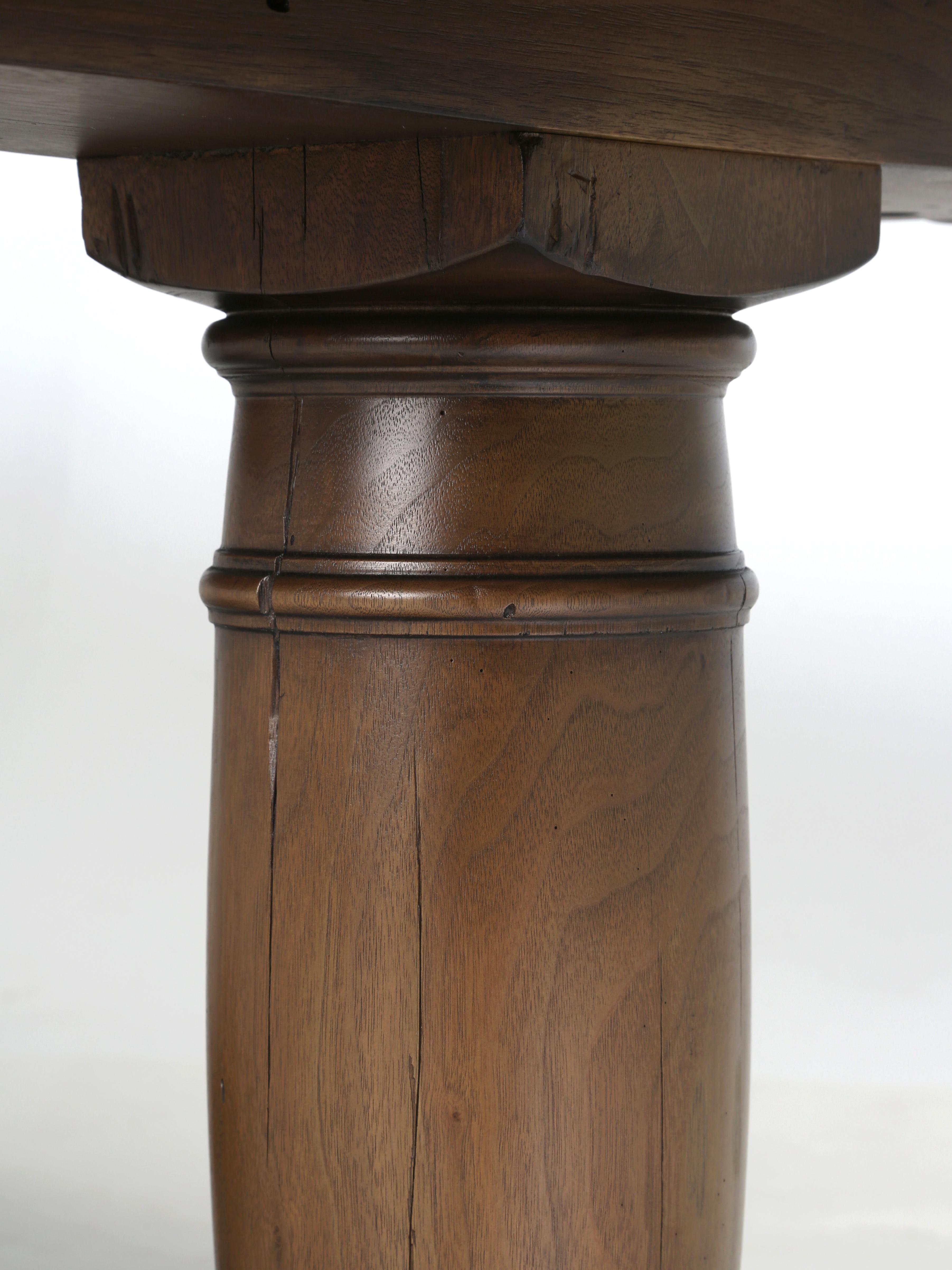 Table de salle à manger d'inspiration française par Old Plank, fabriquée à la main sur commande en vente 5
