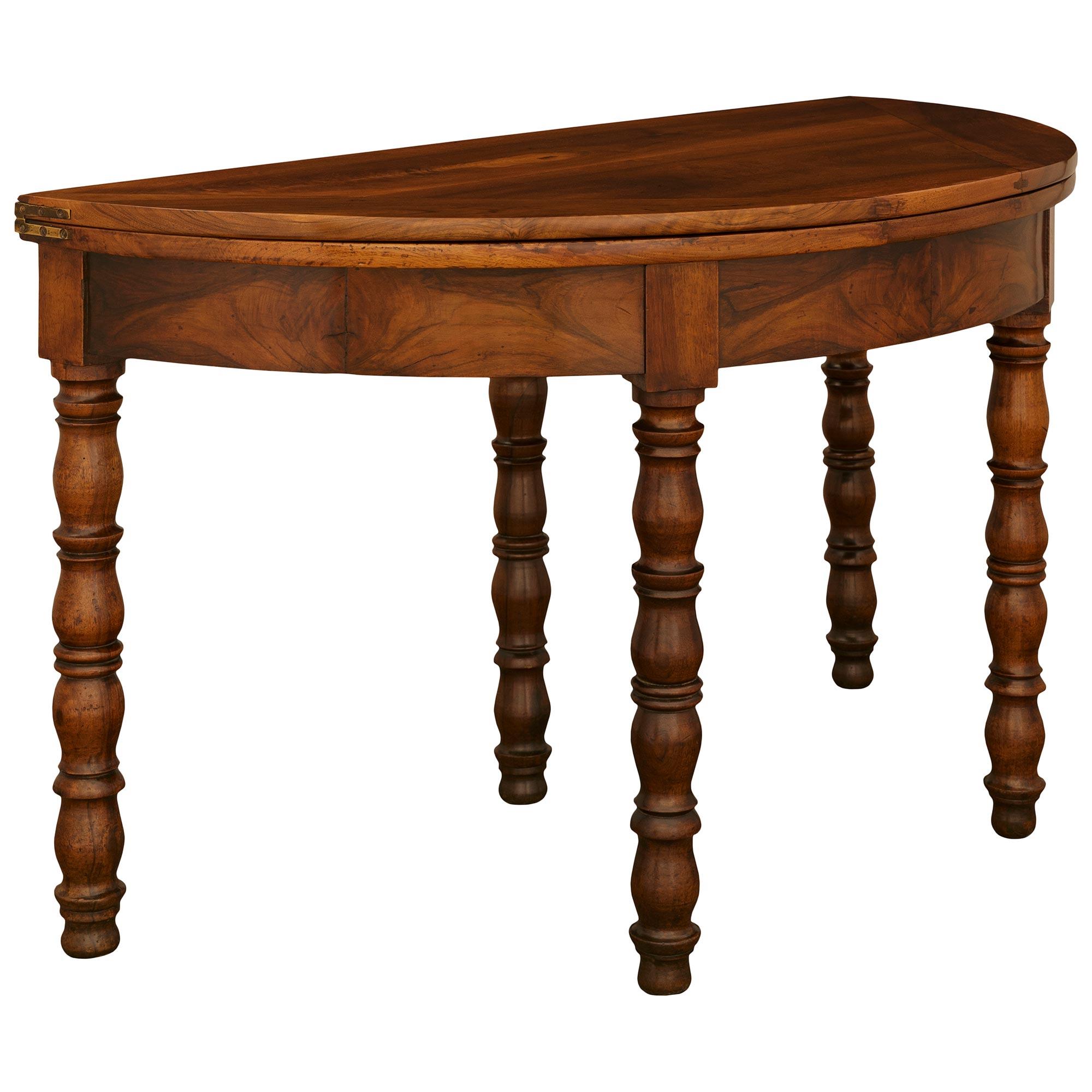 Mesa de comedor/consola de campo francesa de nogal del siglo XIX Francés en venta