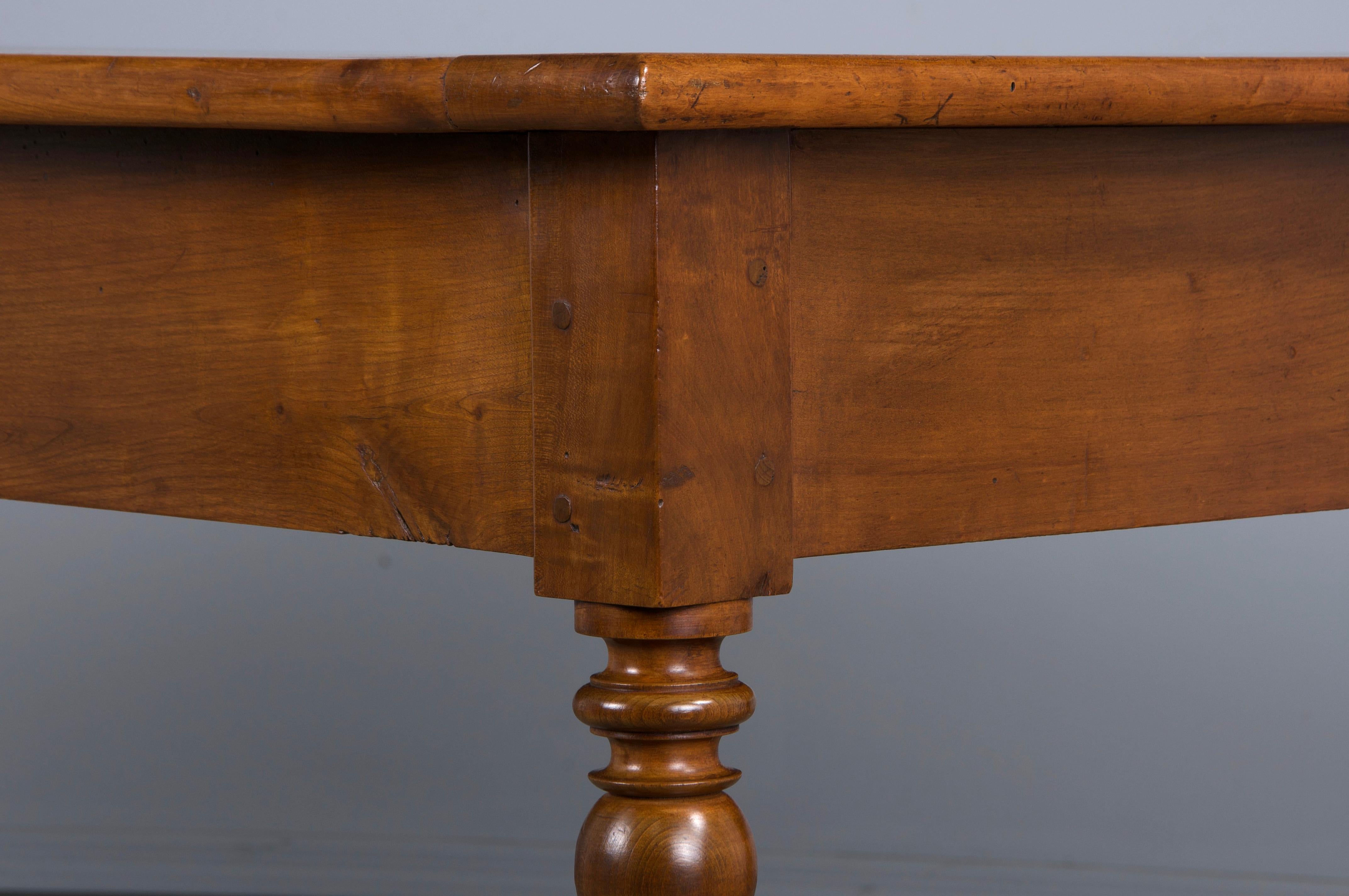Country French Louis Philippe Style Provincial Maple Dining Table 13