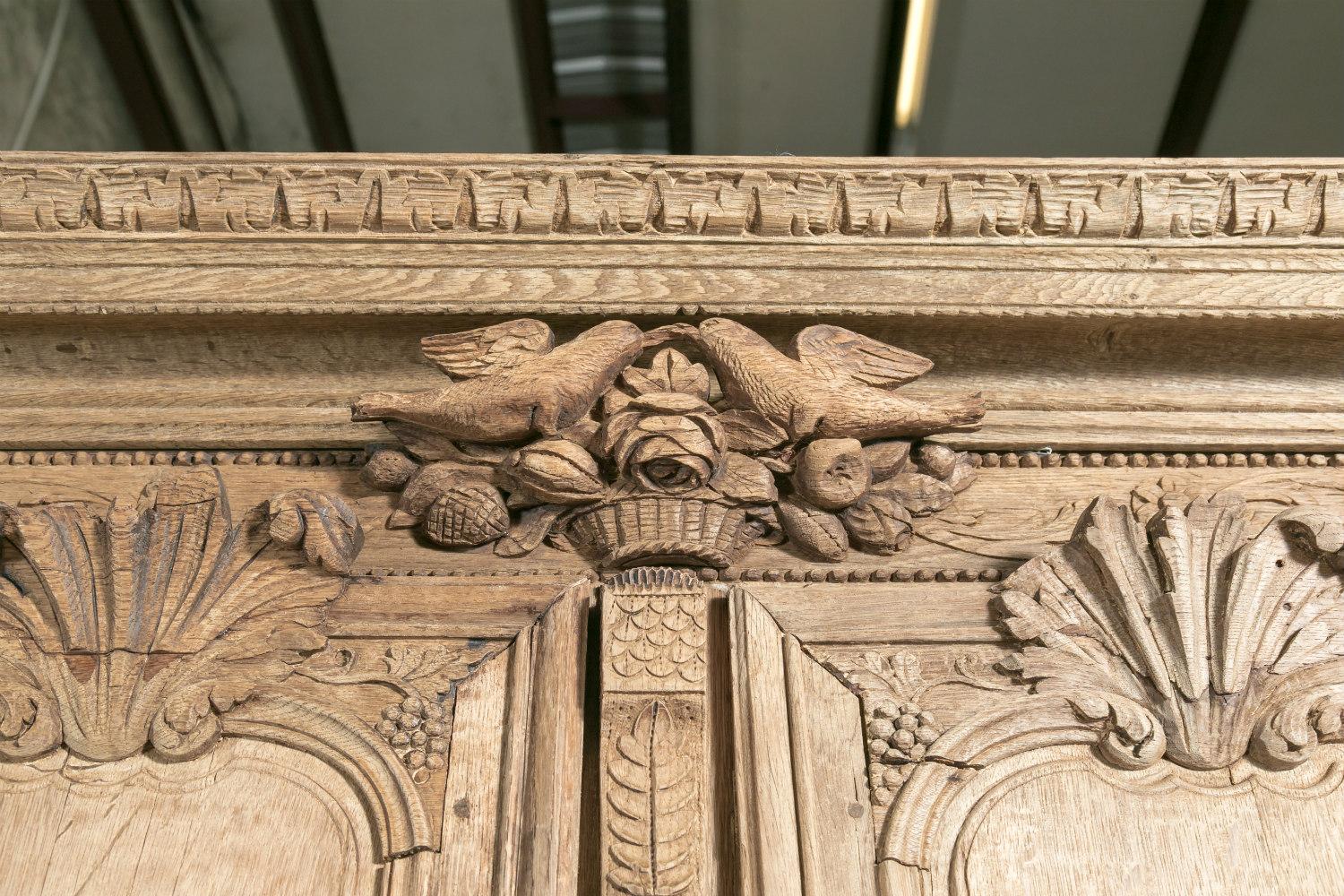 Country French Louis XV Style Washed Oak Normandy Wedding or Marriage Armoire In Good Condition In Birmingham, AL