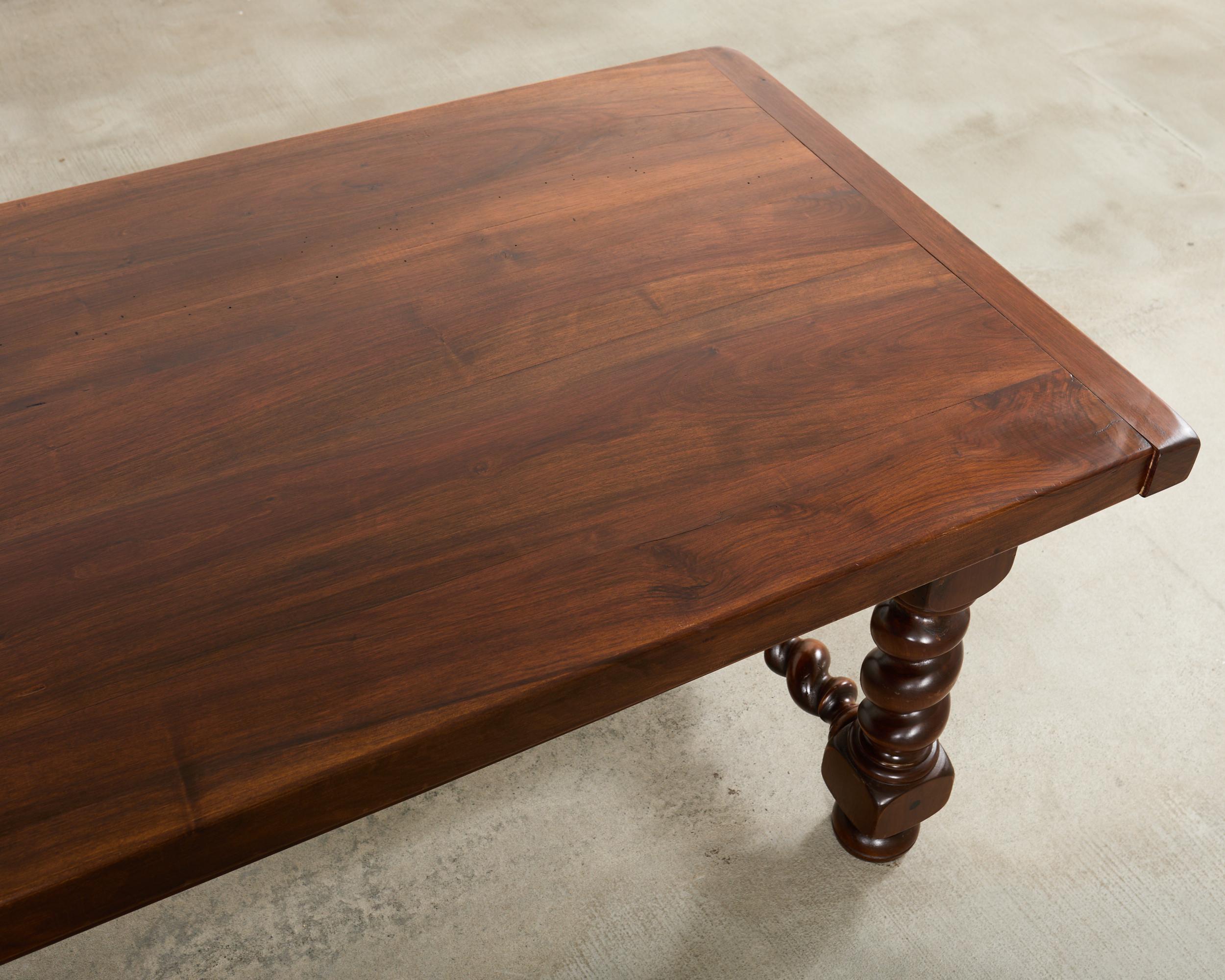 20ième siècle Table de salle à manger à tréteaux en chêne français Farmhouse Barley Twist en vente