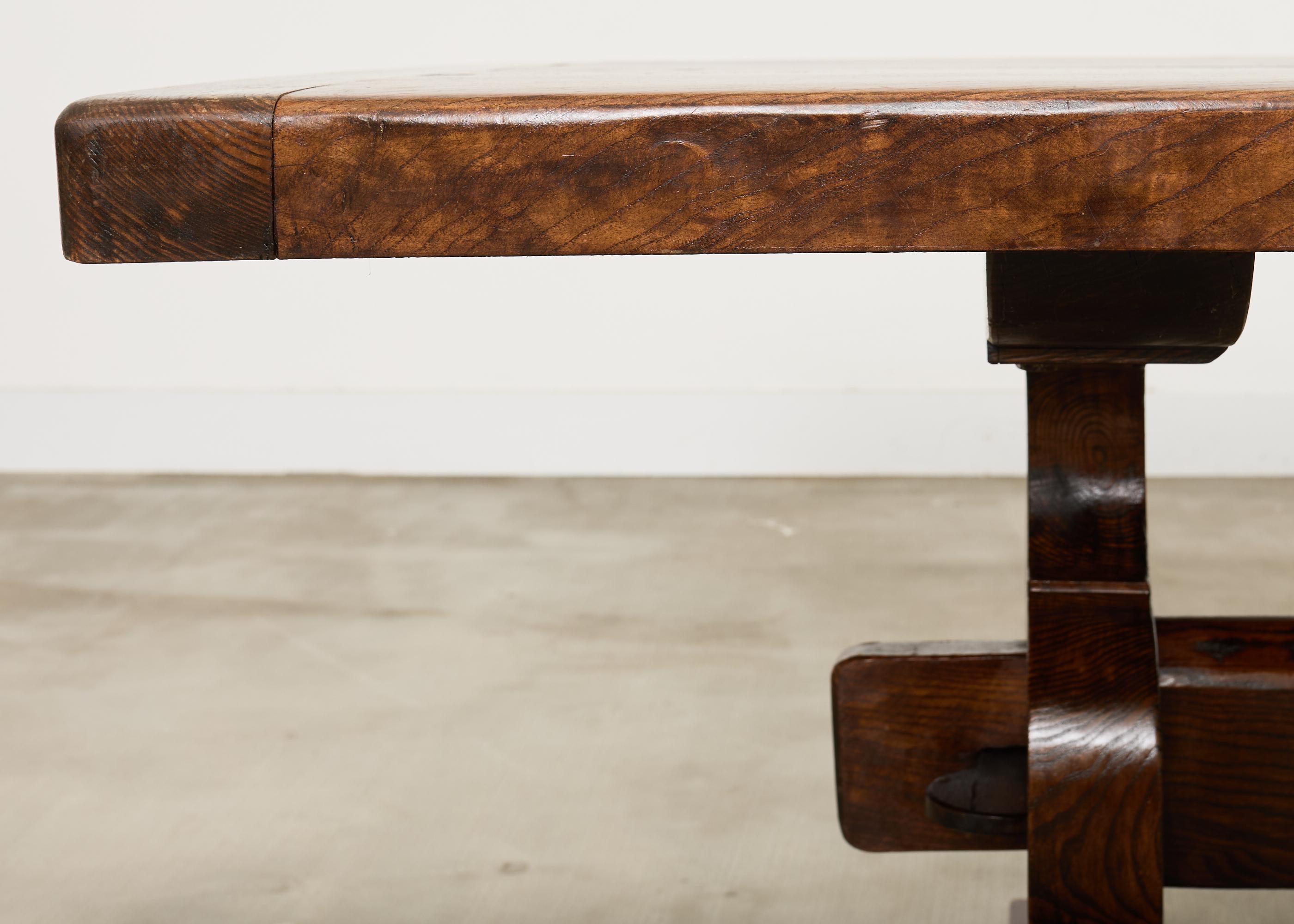 Land Französisch Eiche Bauernhaus Trestle Esstisch 9,8 Ft im Angebot 3