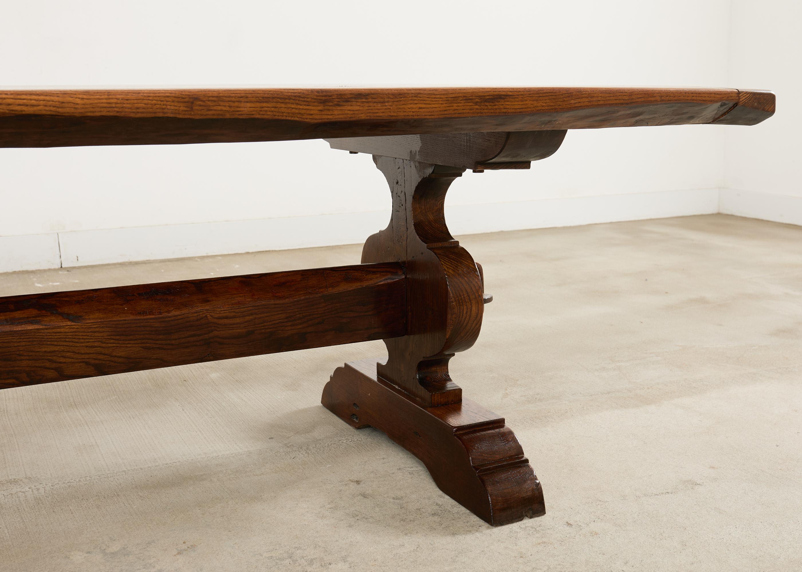 Land Französisch Eiche Bauernhaus Trestle Esstisch 9,8 Ft im Angebot 7