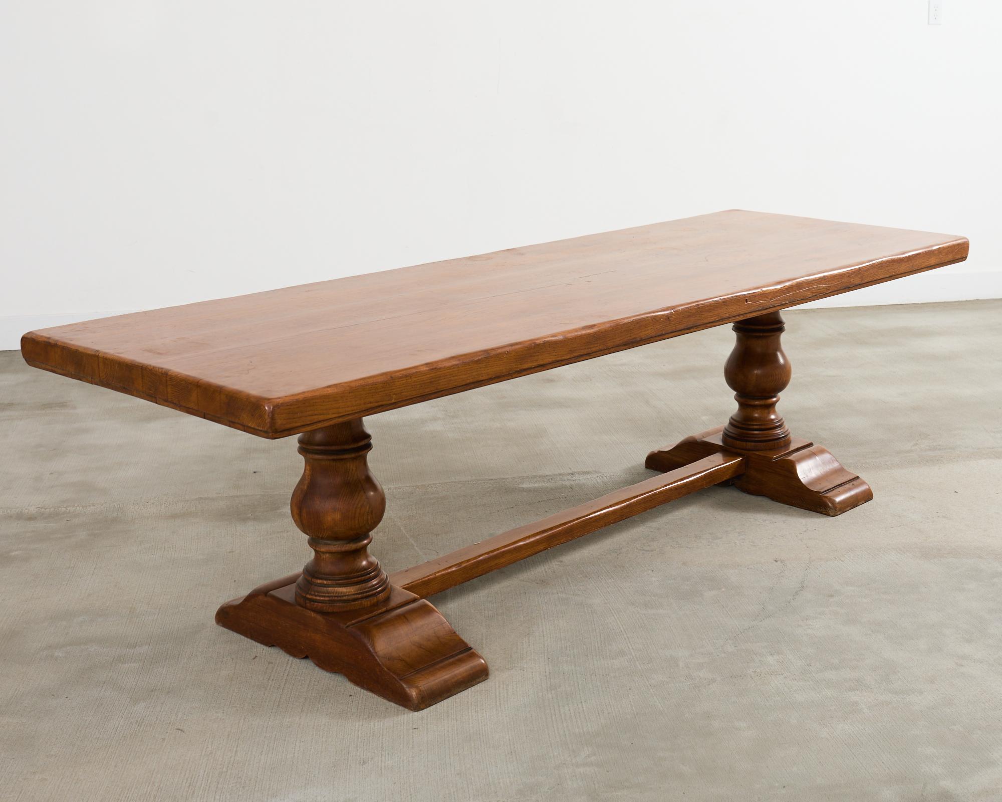 Table de salle à manger à tréteaux en chêne français Country French Oak Farmhouse Harvest en vente 5