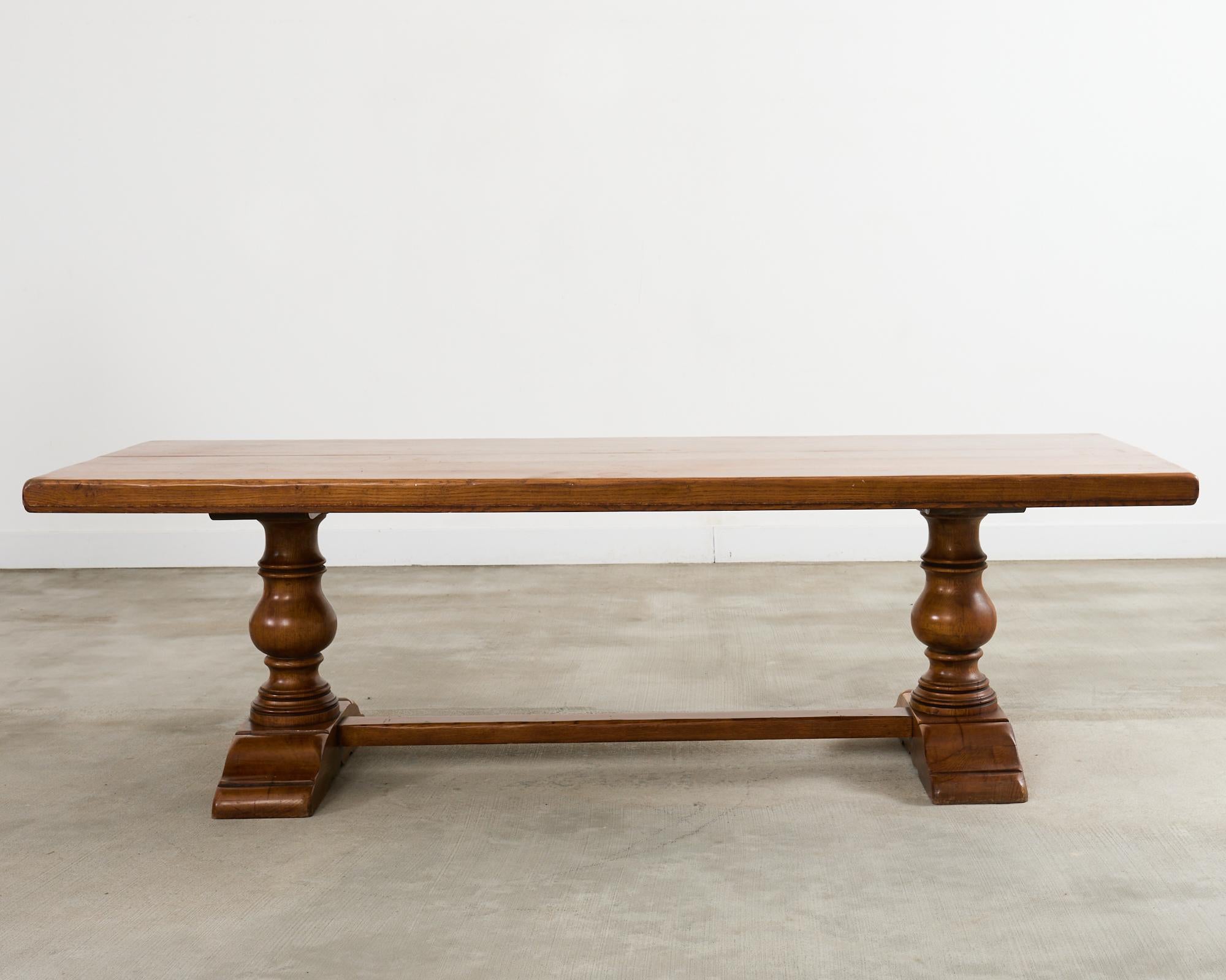 Table de salle à manger à tréteaux en chêne français Country French Oak Farmhouse Harvest en vente 13