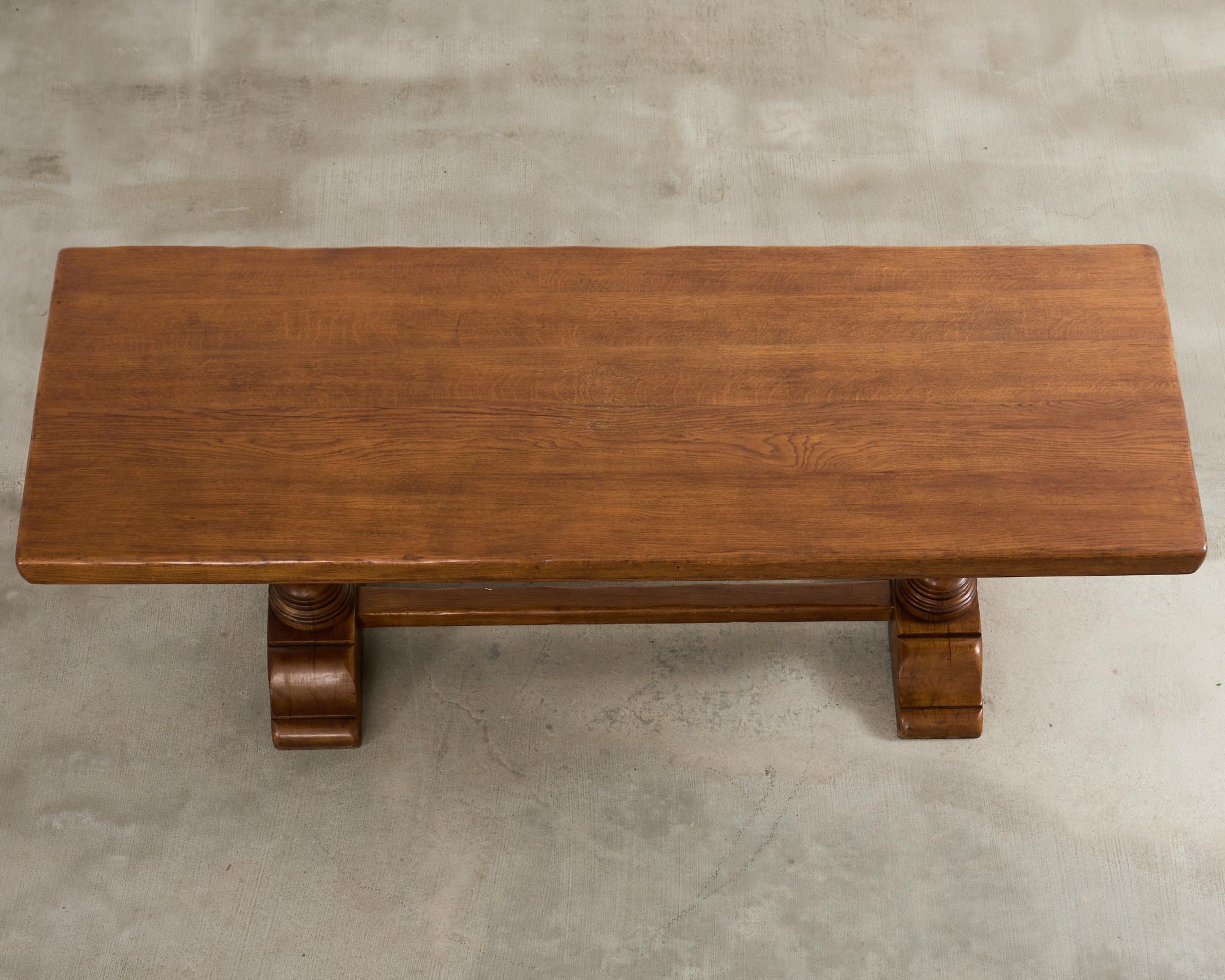 Fait main Table de salle à manger à tréteaux en chêne français Country French Oak Farmhouse Harvest en vente