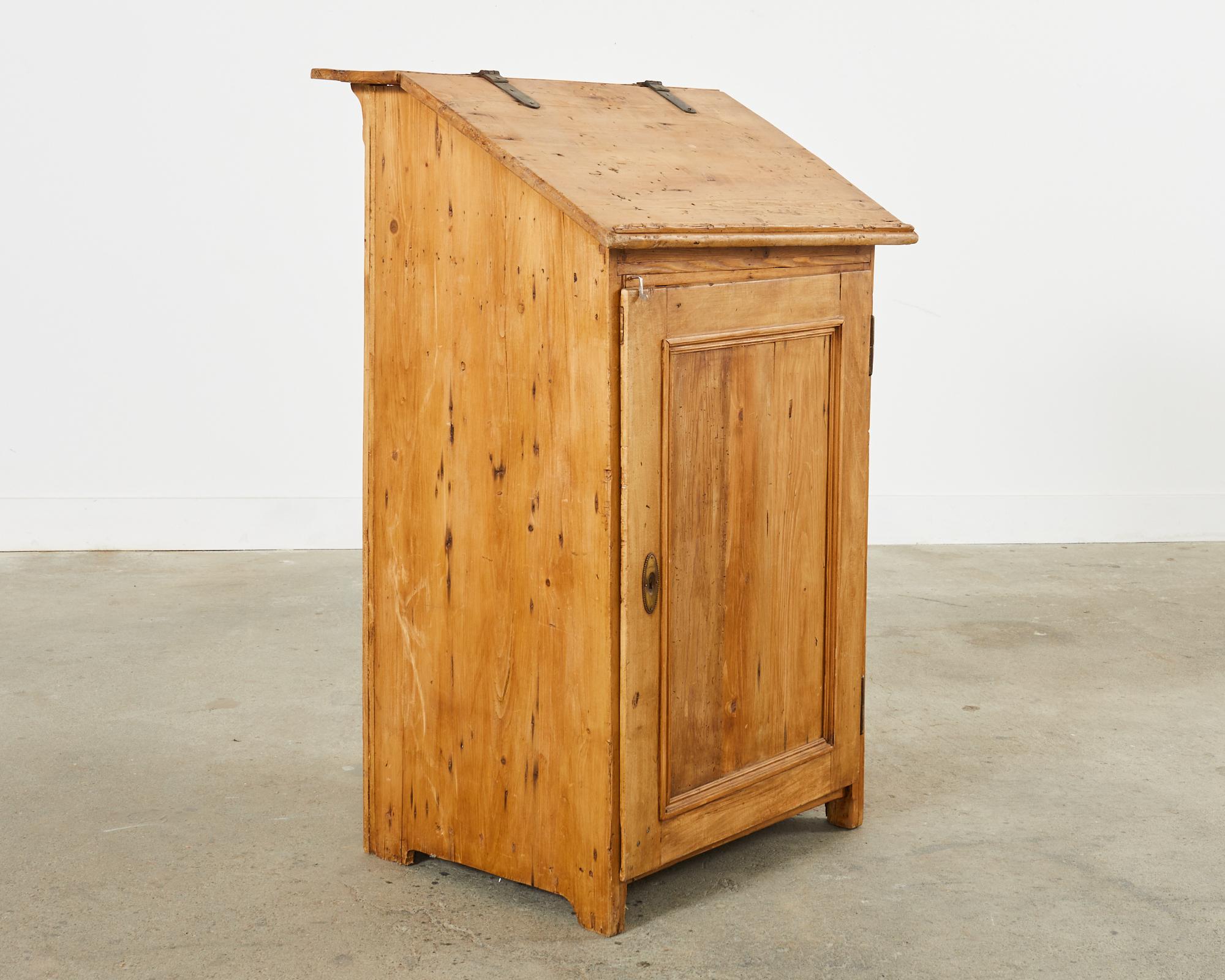 Rustic Country French Pine Farmhouse Podium Lectern Desk or Bookstand