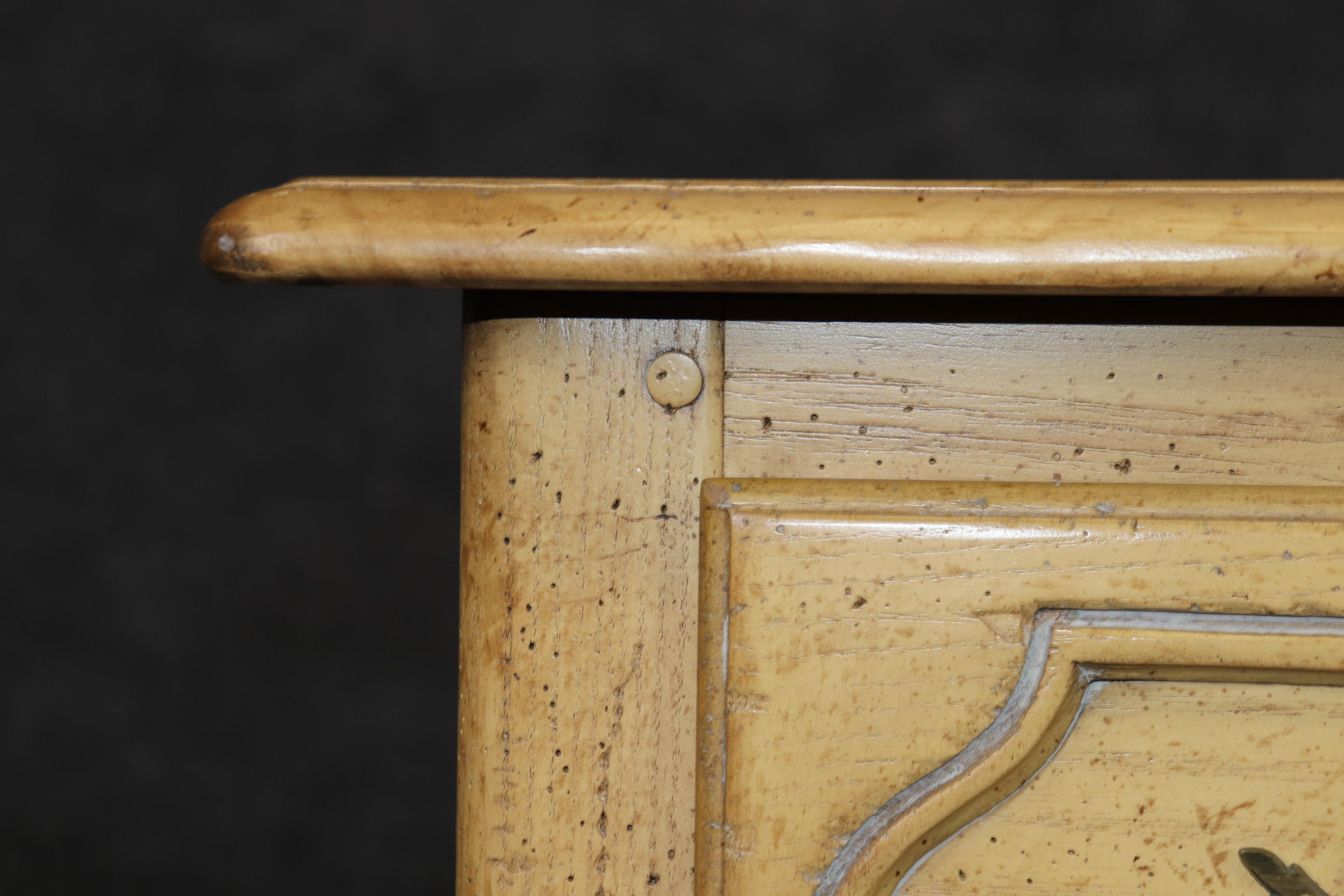 Buffet con server in stile Provance francese Luigi XV di Baker Furniture Company in vendita 3