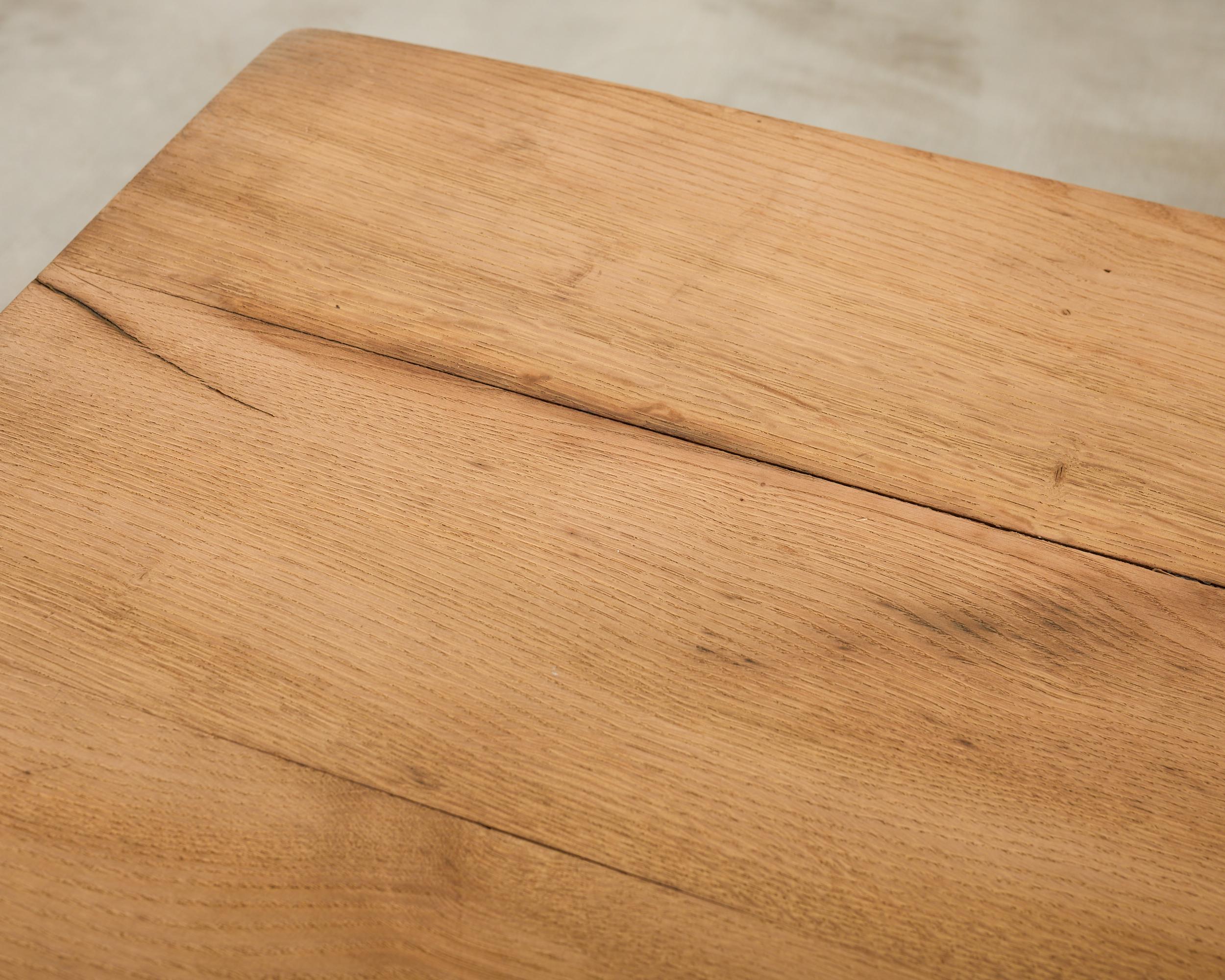 Table de salle à manger de campagne en chêne blanchi en vente 4