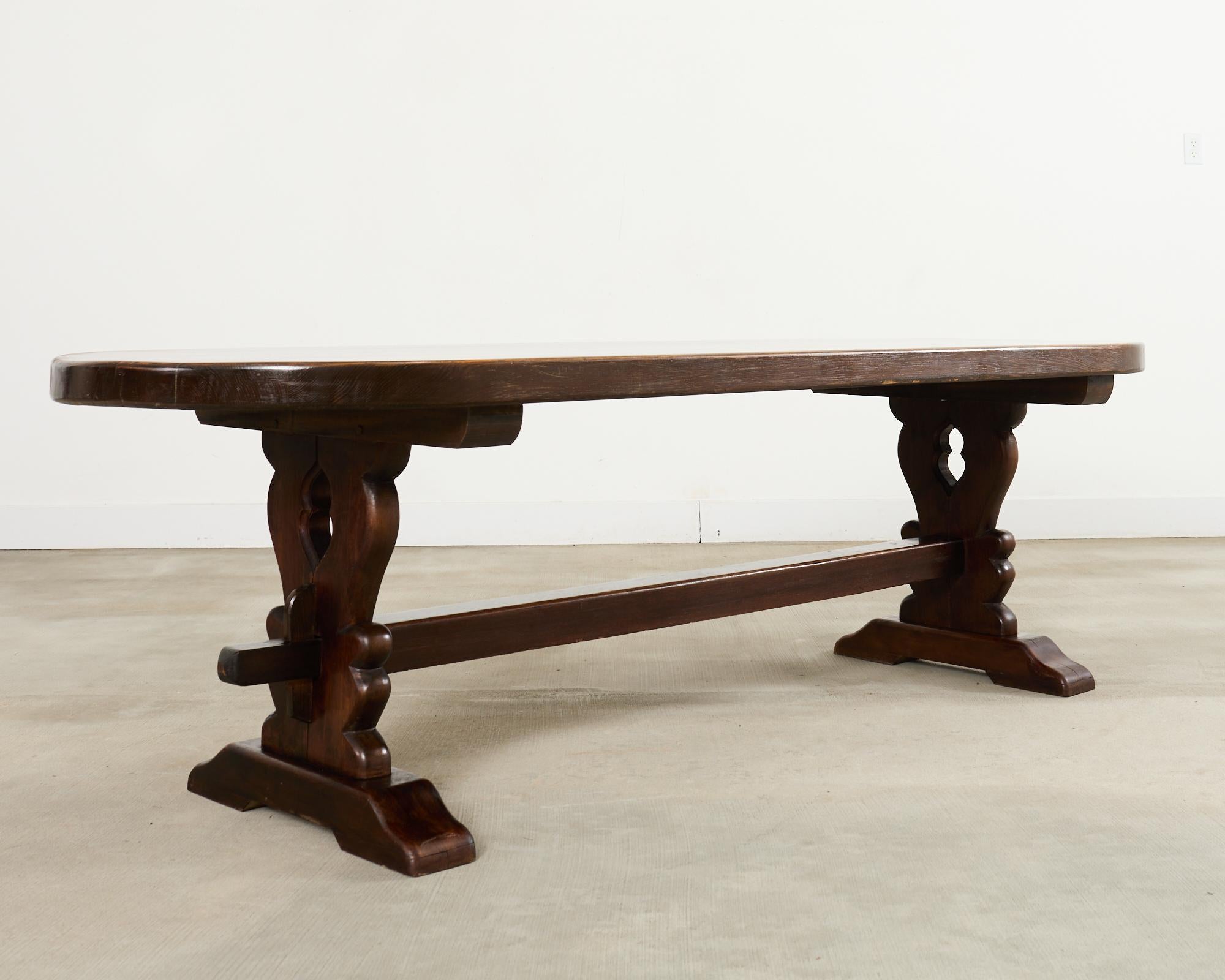 Mesa de comedor Country French Provincial Oak Farmhouse Finales Demilune en venta 2