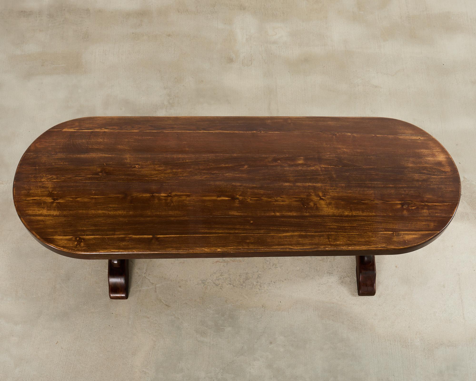 Mesa de comedor Country French Provincial Oak Farmhouse Finales Demilune Hecho a mano en venta